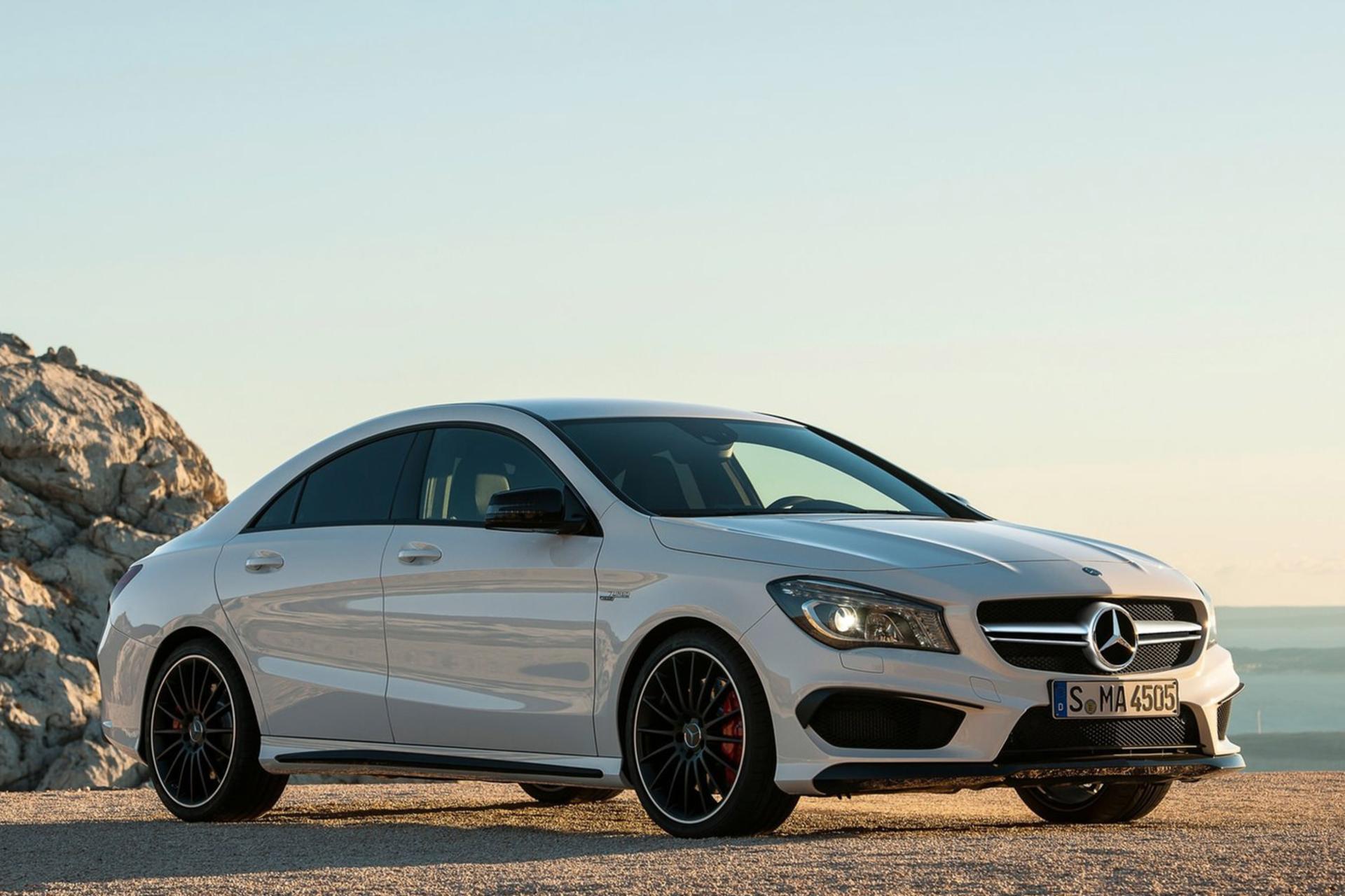 MERCEDES BENZ CLA 45 AMG 2016 / مرسدس بنز CLA45 AMG مدل ۲۰۱۶	