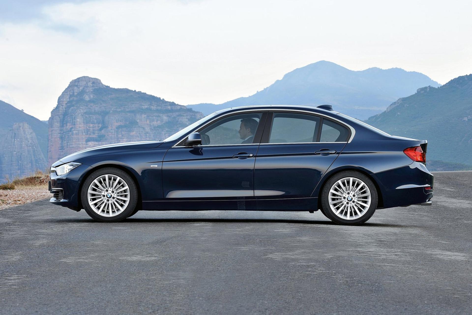 BMW 328i 2012 / بی ام و 328i مدل ۲۰۱۲