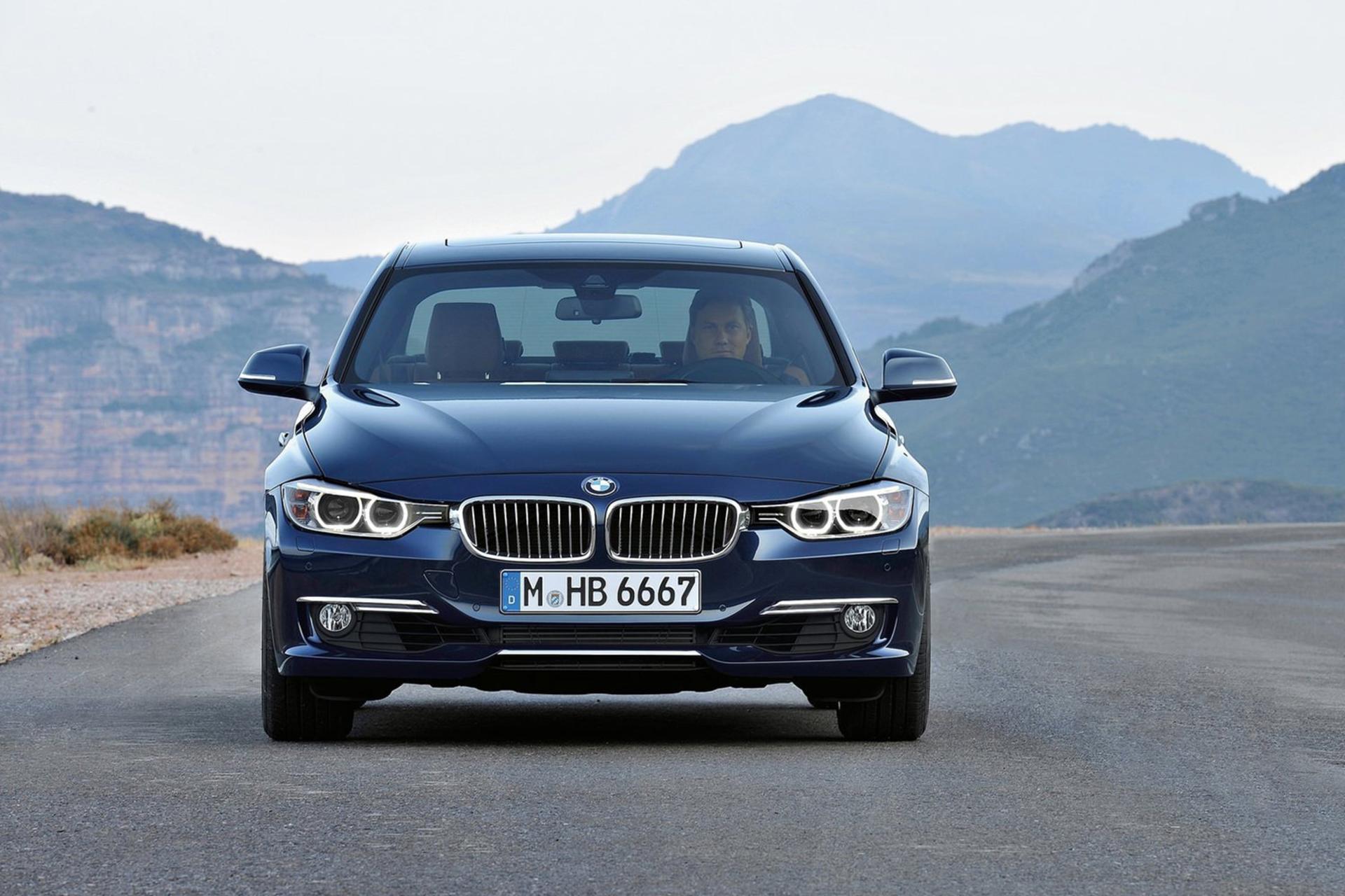 BMW 328i 2012 / بی ام و 328i مدل ۲۰۱۲