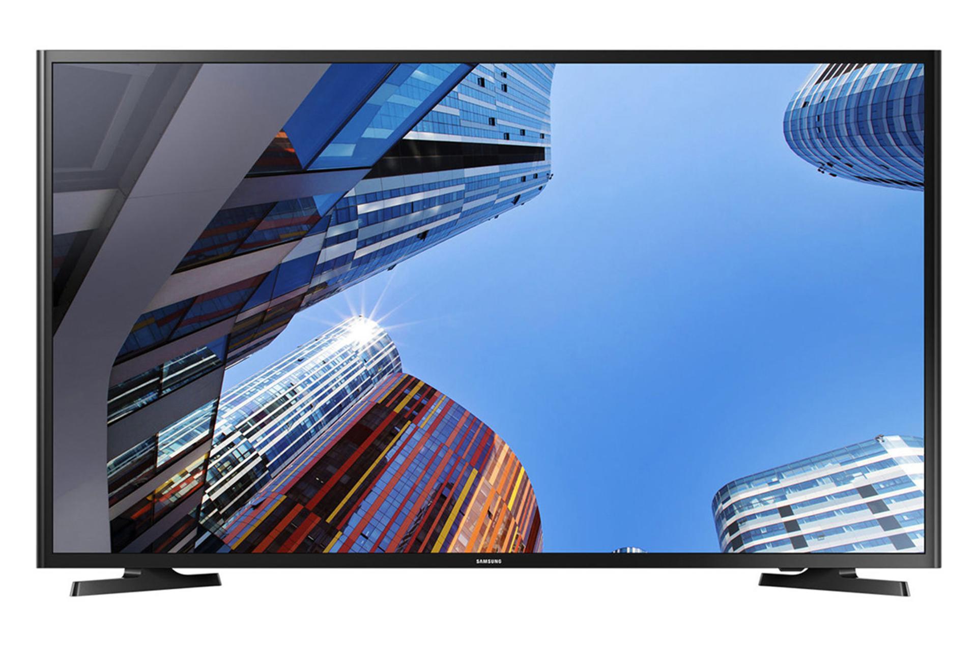 نمای جلو تلویزیون سامسونگ M5000 مدل 49 اینچ با صفحه روشن