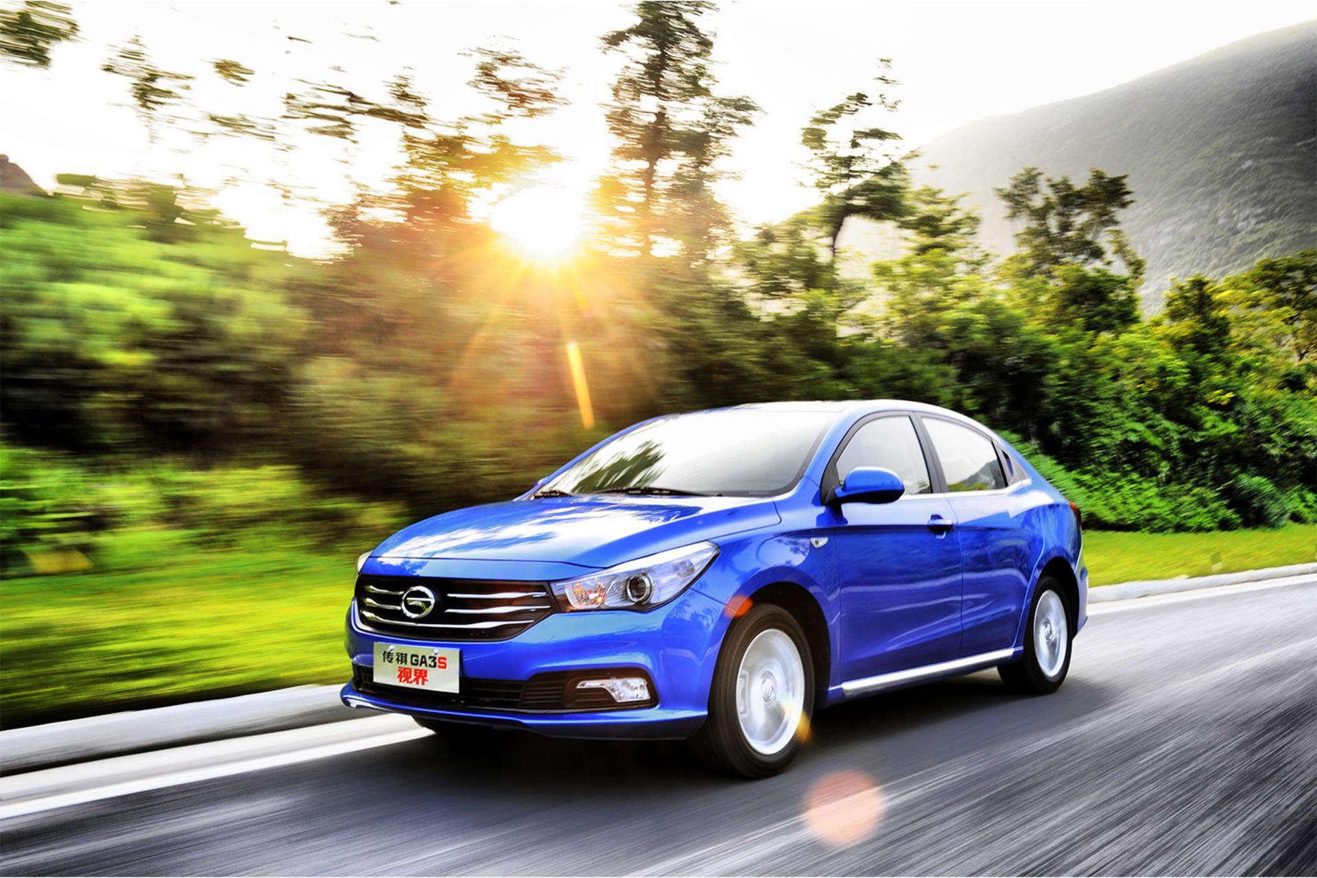GAC Trumpchi GA3S 2013
