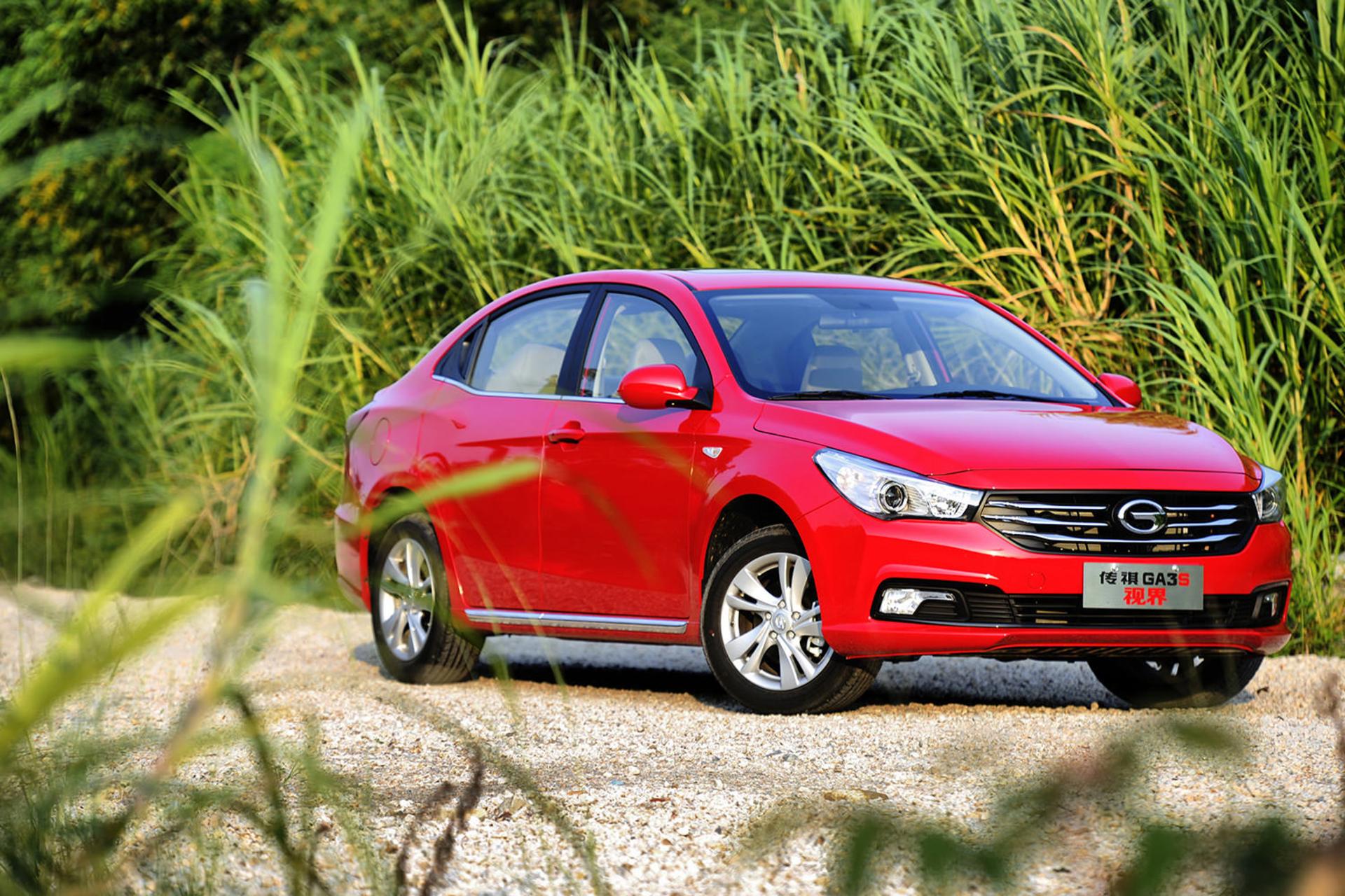 GAC Trumpchi GA3S 2013