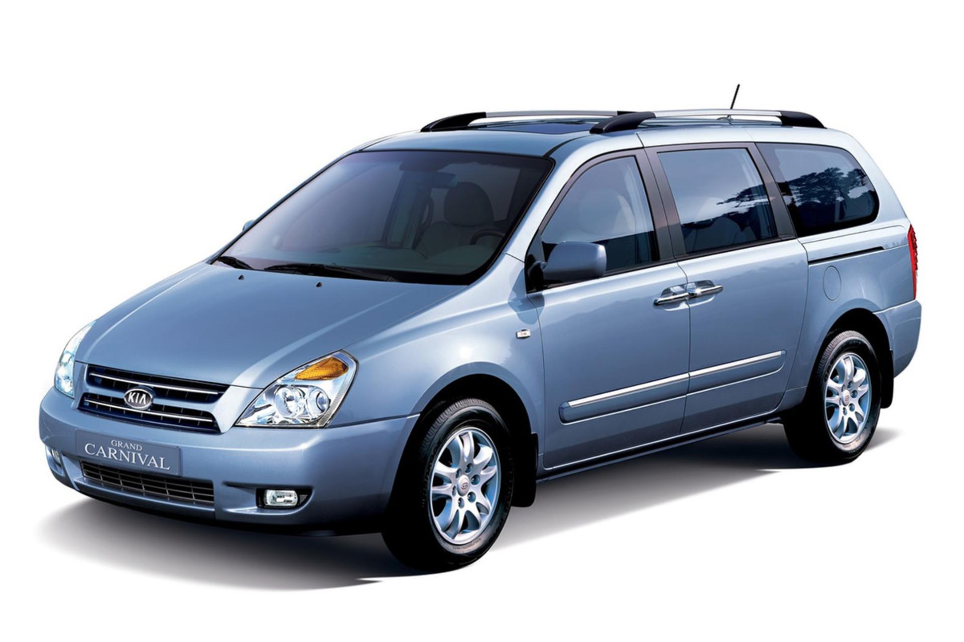 خودرو کیا کارنیوال / Kia Carnival 2006 نمای روبرو ۰۱