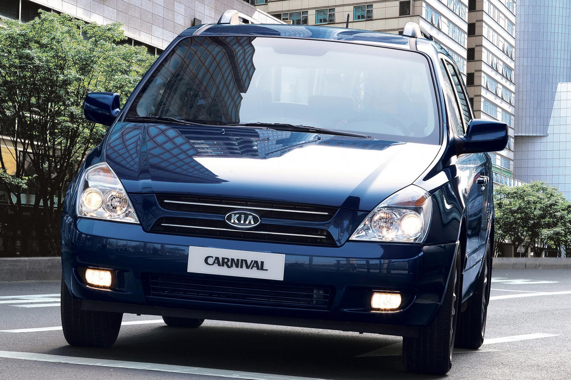 خودرو کیا کارنیوال / Kia Carnival 2006 جلوپنجره ۰۳