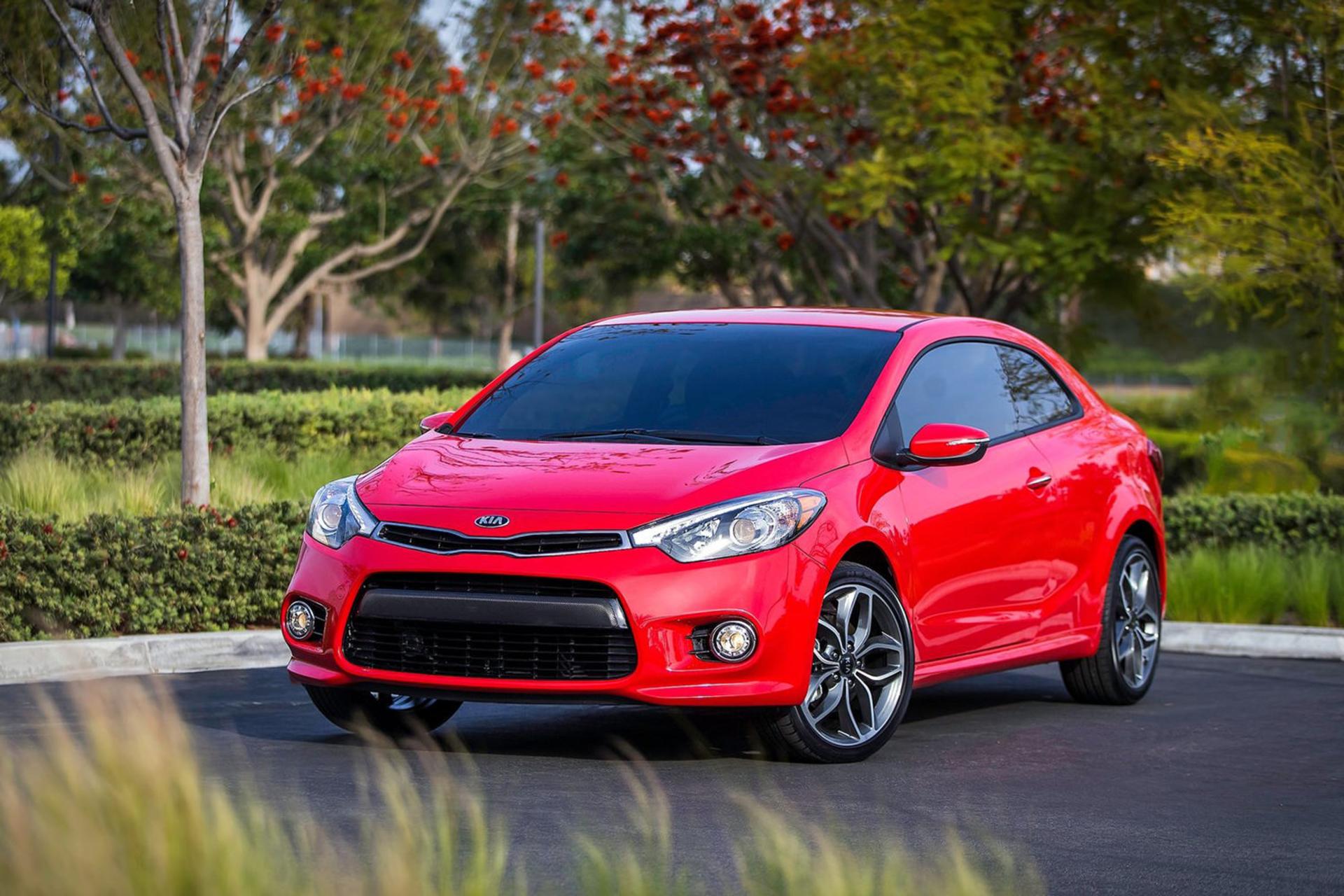 خودرو کیا سراتو کوپ ۲۰۱۶ / Kia Cerato Koup 2016 نمای جلو ۰۲