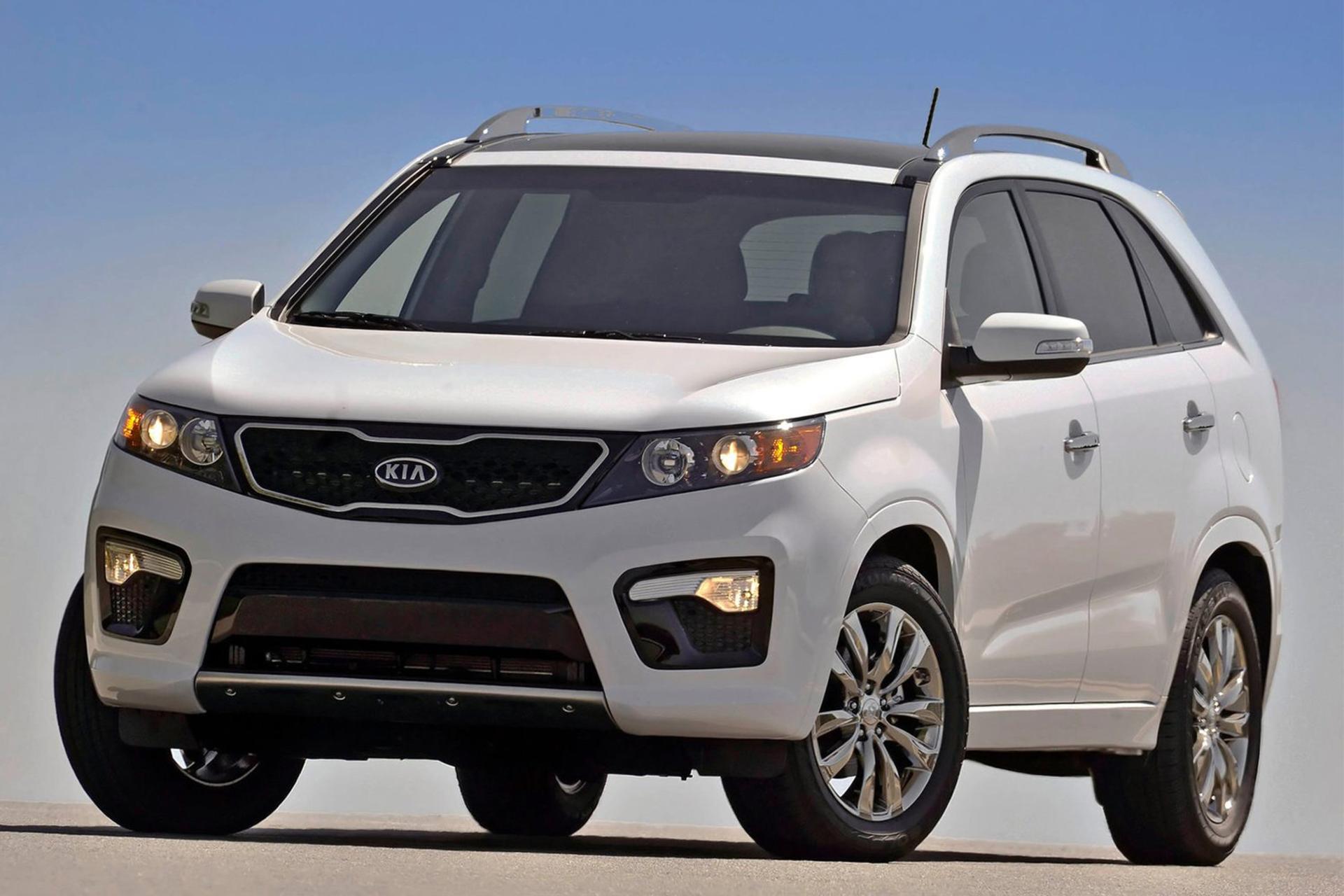 خودرو کیا سورنتو ۲۰۱۰ / Kia Sorento 2010 نمای جلو ۰۱