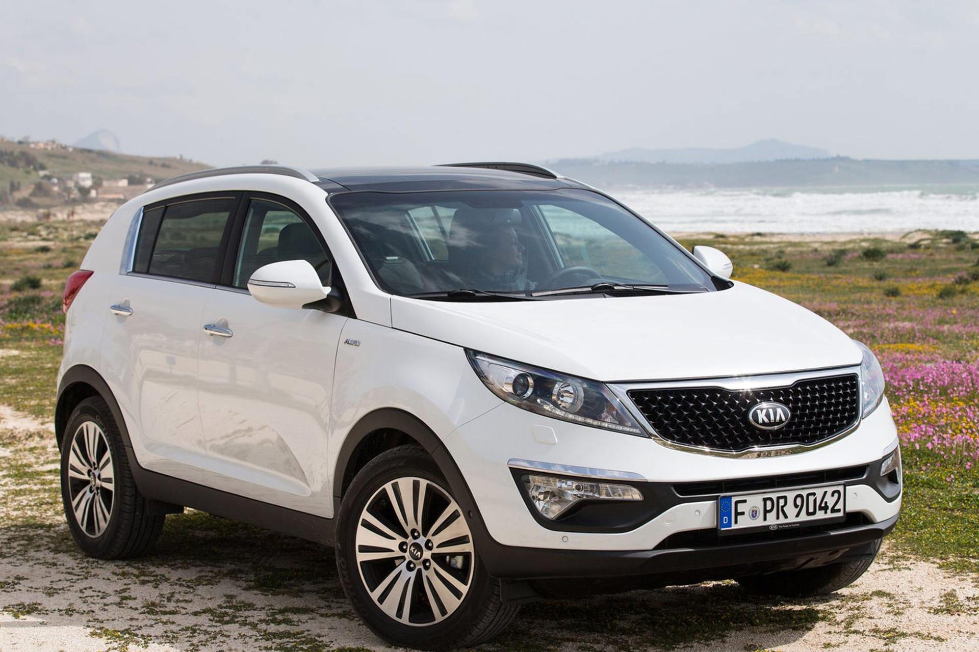 خودرو کیا اسپورتیج ۲۰۱۱ / Kia Sportage 2011 نمای جلو ۰۲