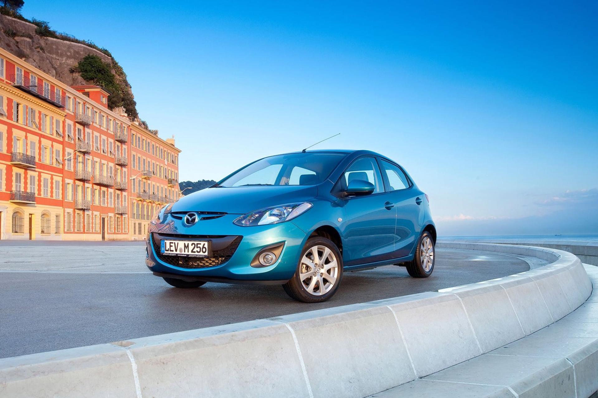 مزدا ۲ / Mazda2 نمای جلو ۲