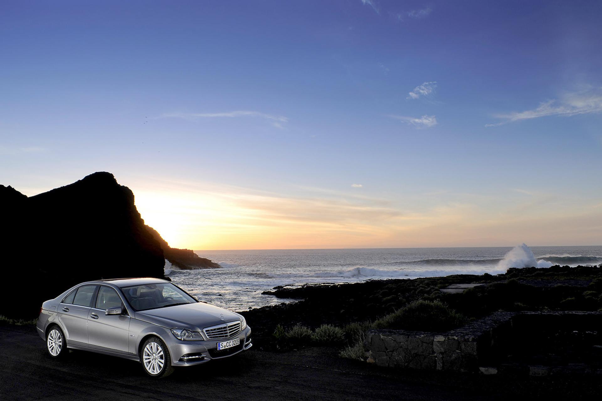 خودرو مرسدس بنز / Mercedes Benz C350 2012 نمای جلو ۲