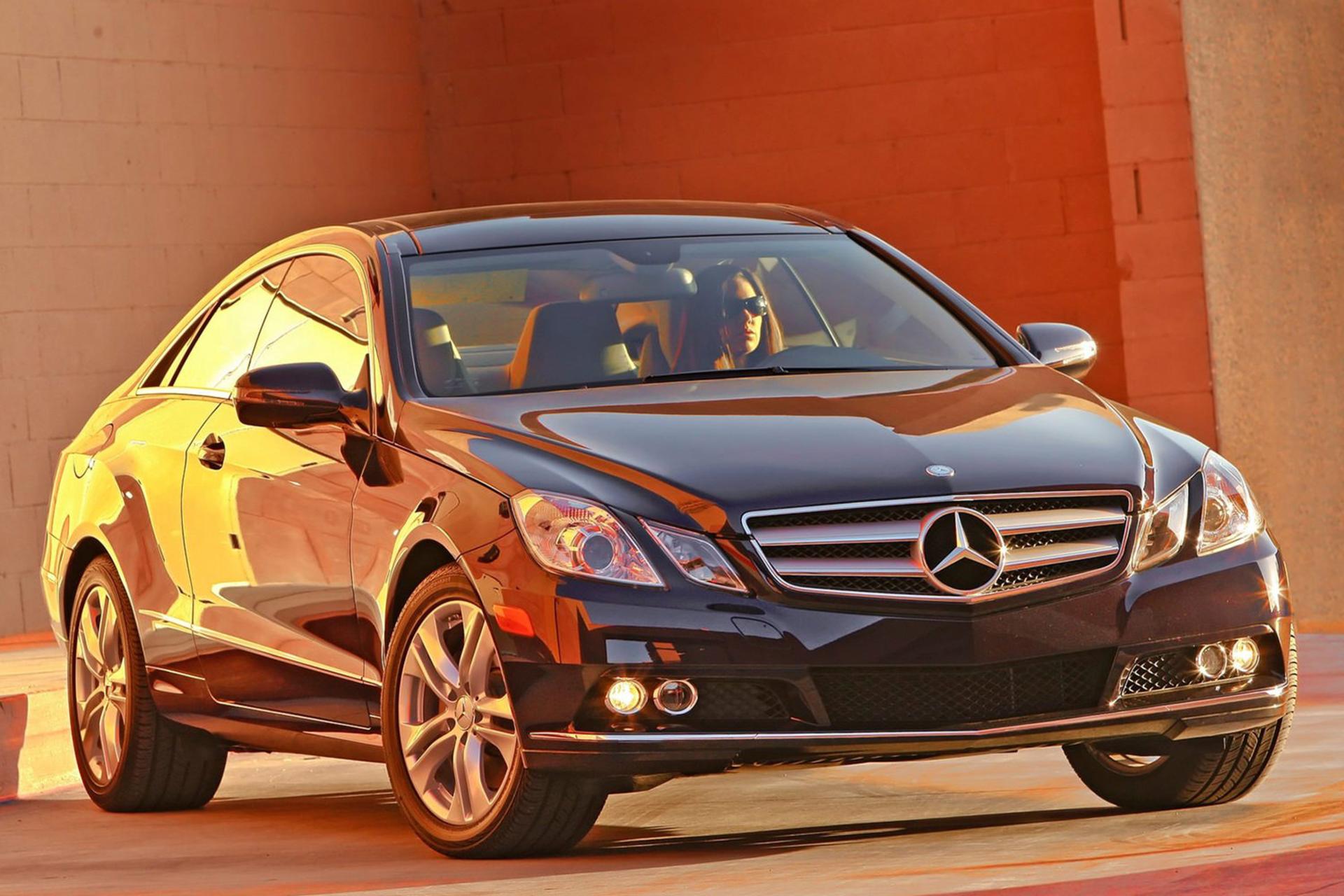 خودرو مرسدس بنز کلاس ای کوپه ۲۰۱۰ / Mercedes Benz E350 Coupe 2010 نمای جلو ۳