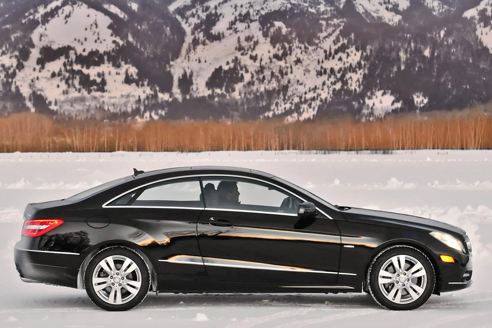 خودرو مرسدس بنز کلاس ای کوپه ۲۰۱۰ / Mercedes Benz E350 Coupe 2010 نمای جانبی