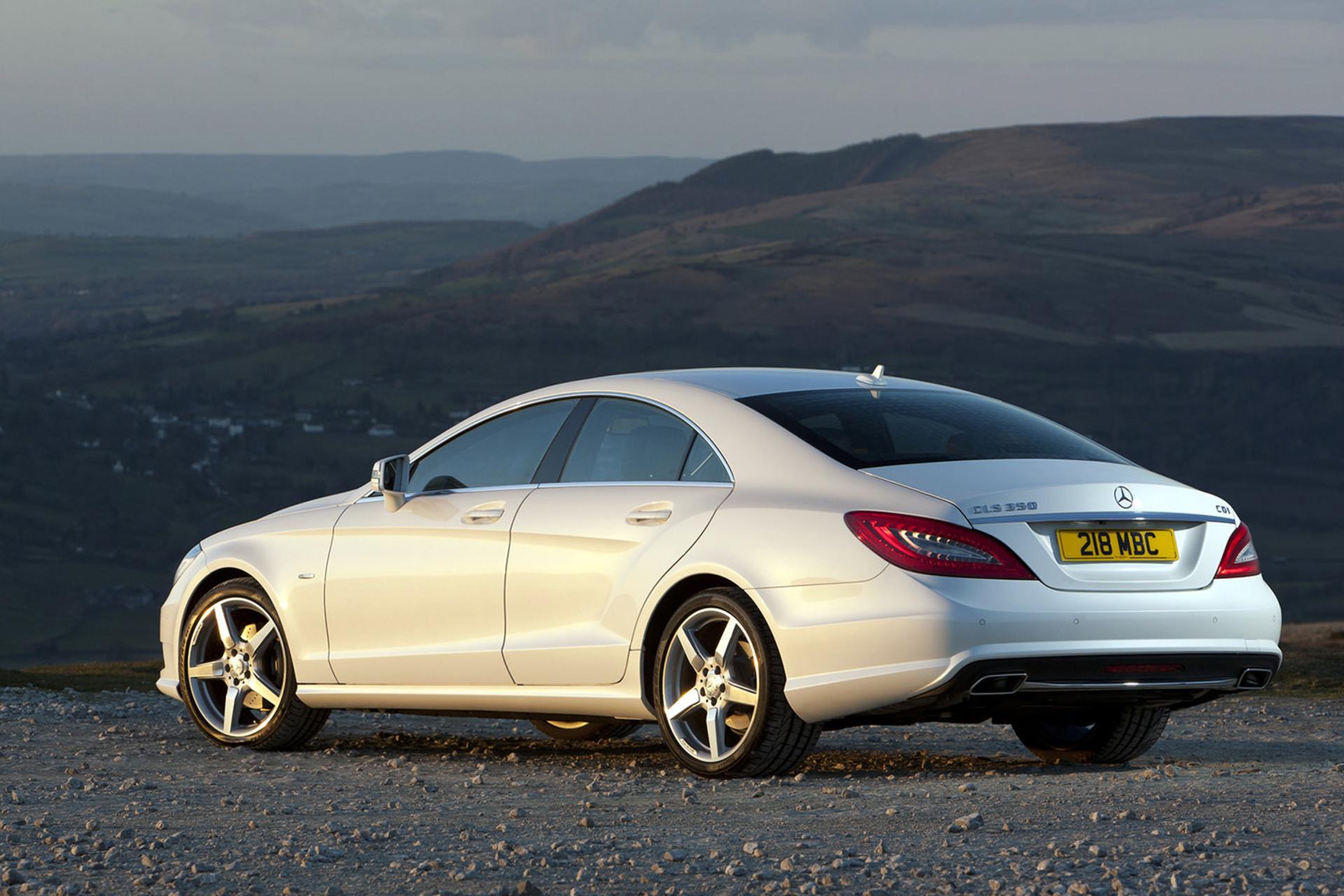 خودرو مرسدس بنز سی ال اس ۳۵۰ مدل ۲۰۱۱ / Mercedes Benz CLS350 2011 نمای عقب ۰۱
