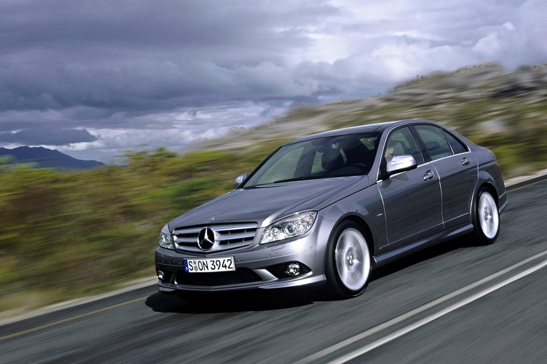 خودرو مرسدس بنز سی ۲۰۰ مدل ۲۰۱۱ / Mercedes Benz C200 2011 نمای جلو ۰۴