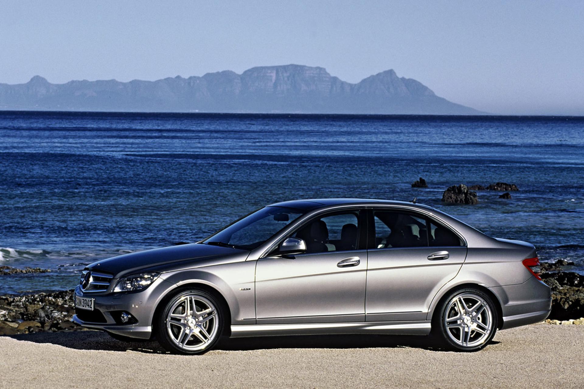 خودرو مرسدس بنز سی ۲۰۰ مدل ۲۰۱۱ / Mercedes Benz C200 2011 نمای جانبی ۰۱
