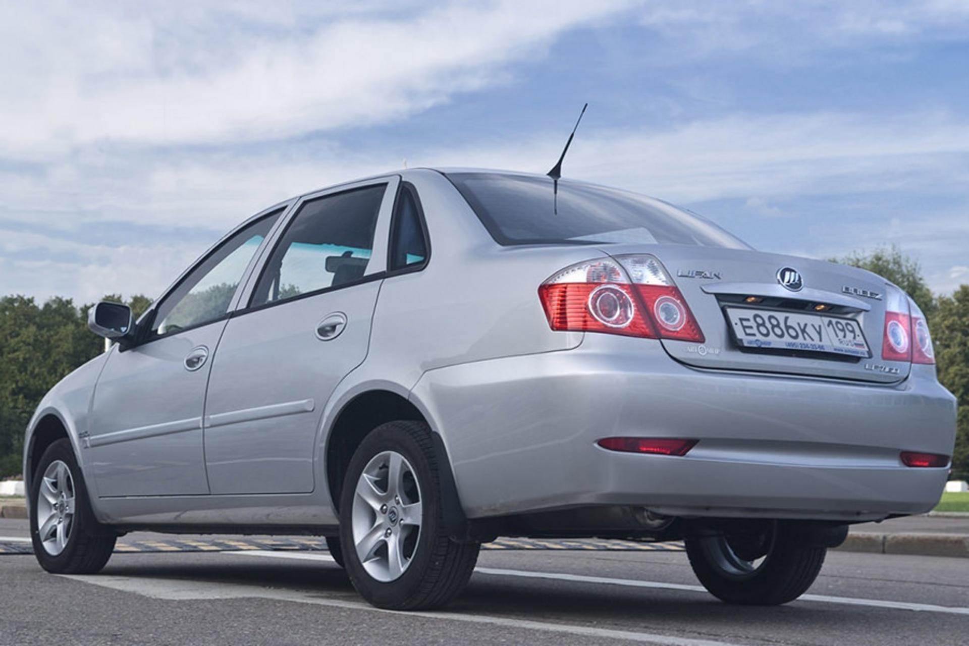 خودرو لیفان ۵۲۰ / Lifan 520 نمای عقب