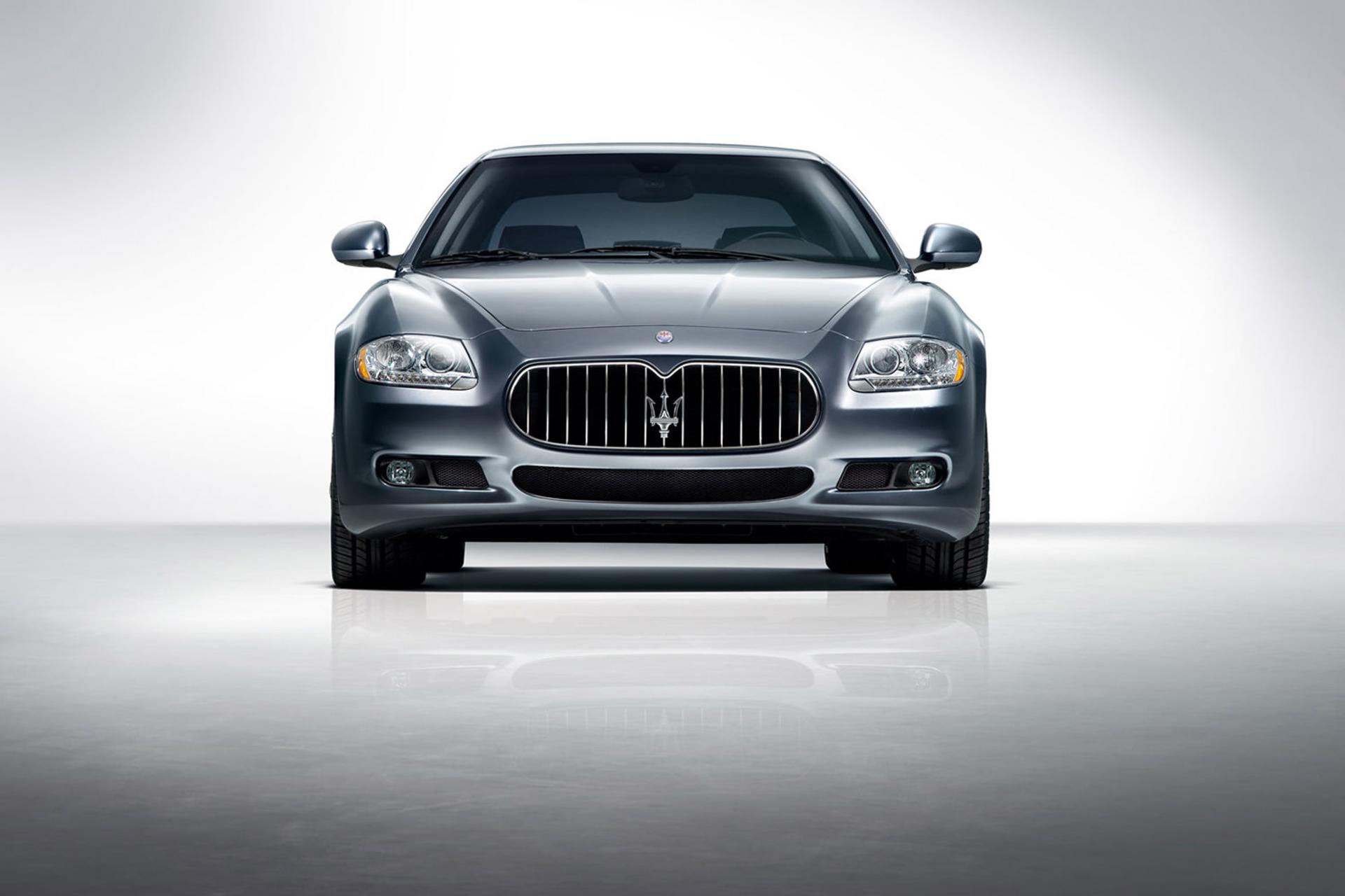 خودرو مازراتی کواتروپورته ۲۰۰۹ / Maserati Quattroporte 2009 نمای جلو ۰۳