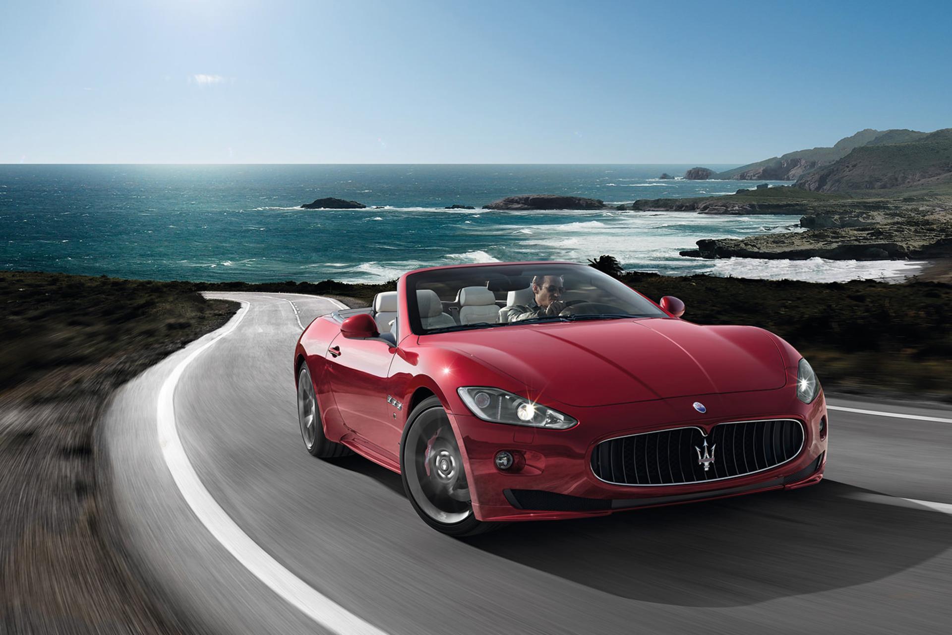 خودرو مازراتی گرن کبریو اس ۲۰۱۱ / Maserati GranCabrio S 2011 نمای جلو ۰۴