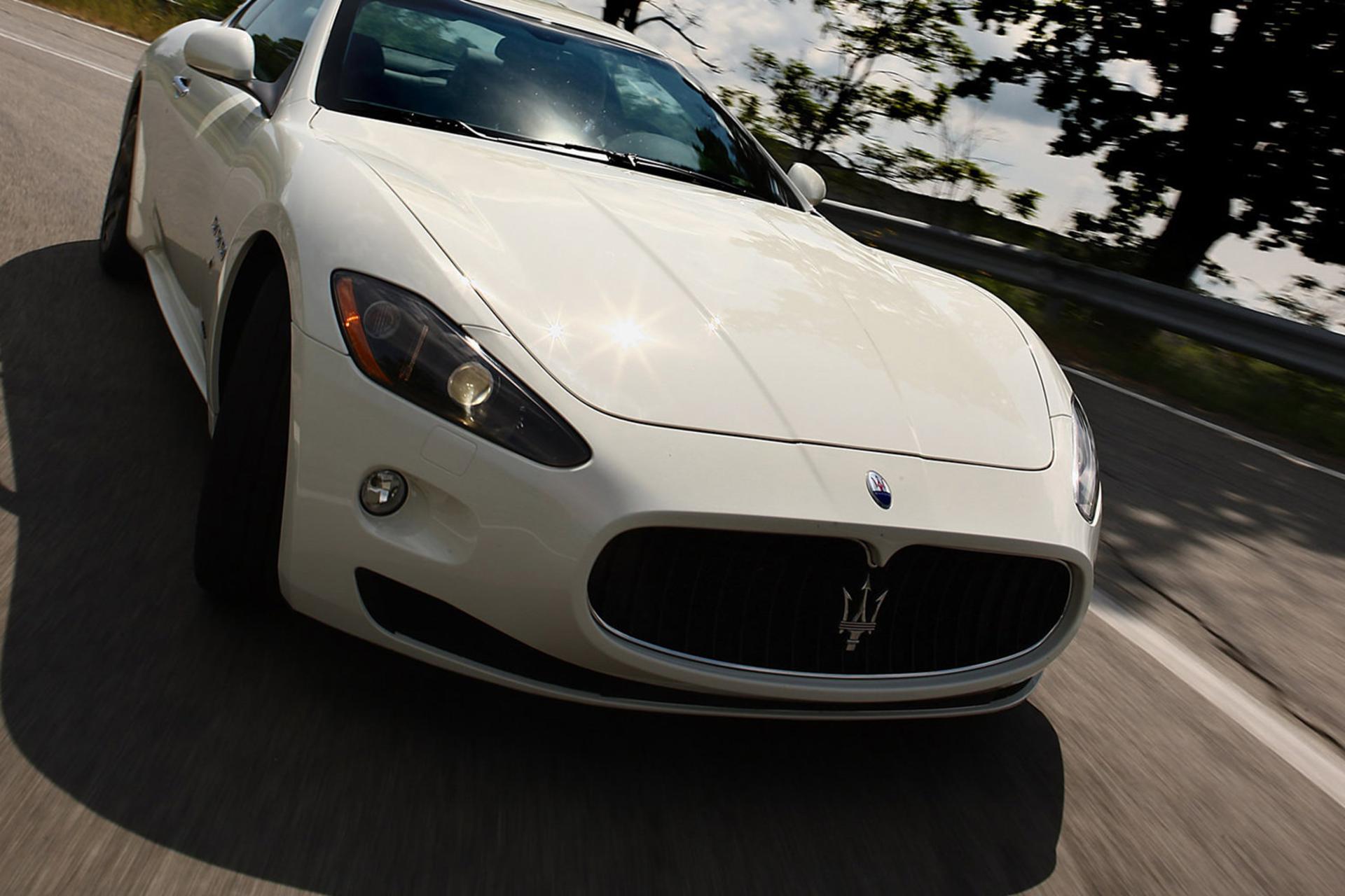 خودرو مازراتی گرن توریسمو اس ۲۰۰۹ / Maserati GranTurismo S 2009 نمای جلو ۰۱