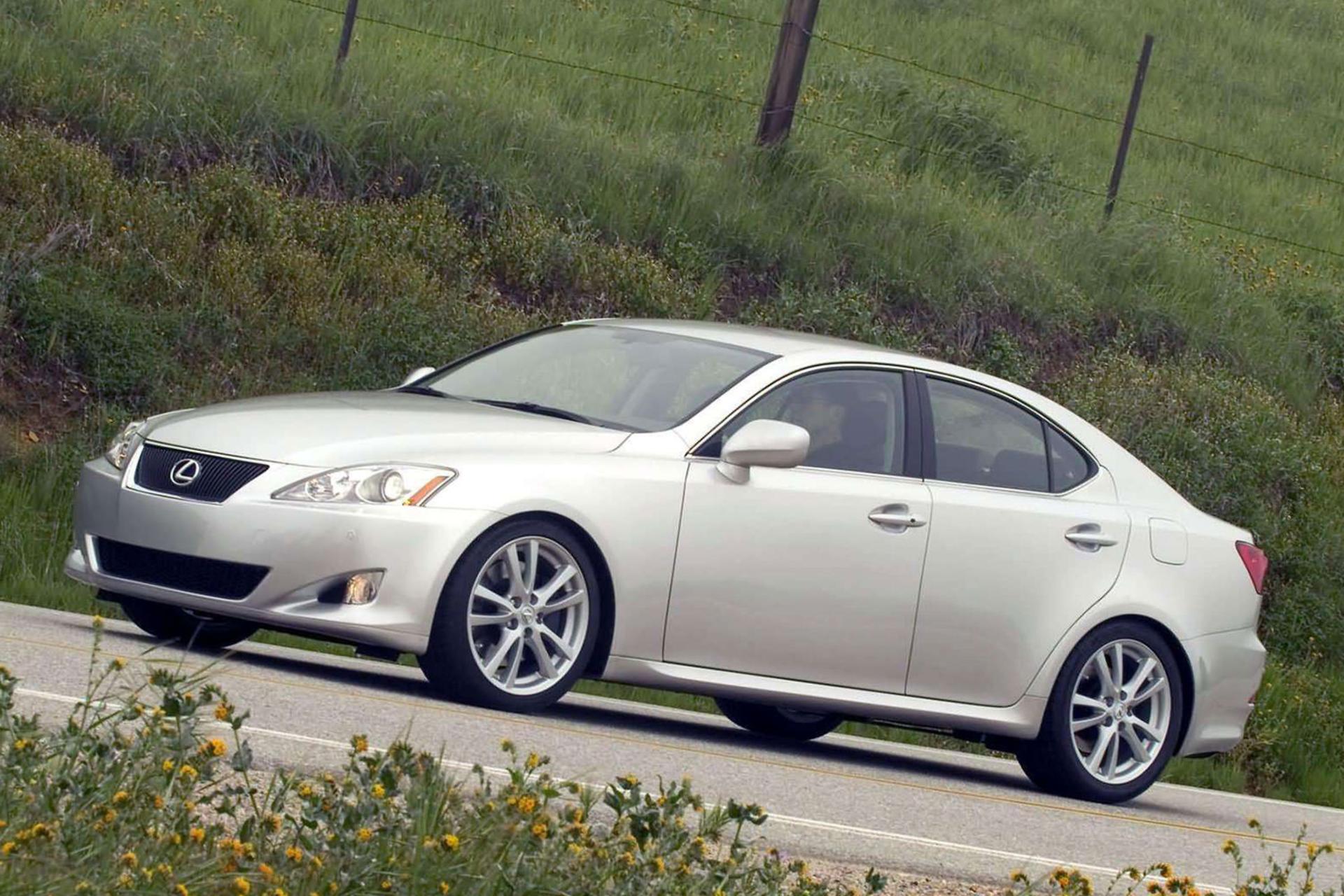 خودرو لکسوس / Lexus IS300 2006 نمای جلو ۰۳