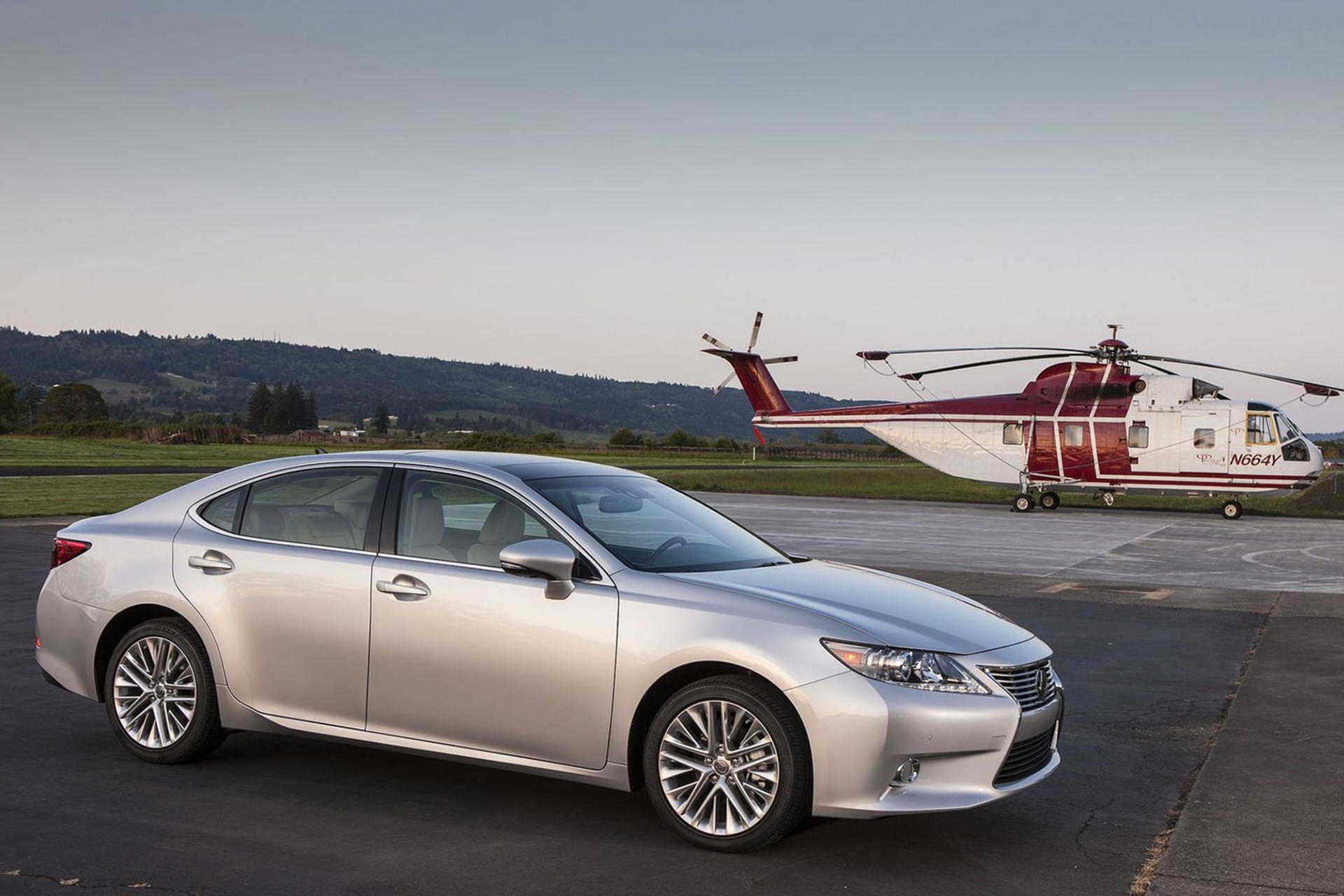 خودرو لکسوس / Lexus ES250 2013 نمای جانبی ۰۲