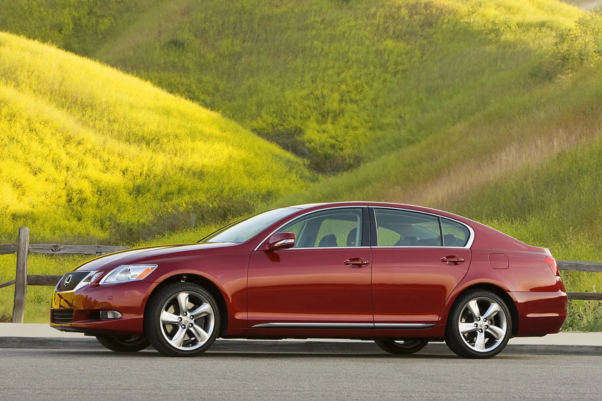 خودرو لکسوس / Lexus GS460 2006 نمای جانبی