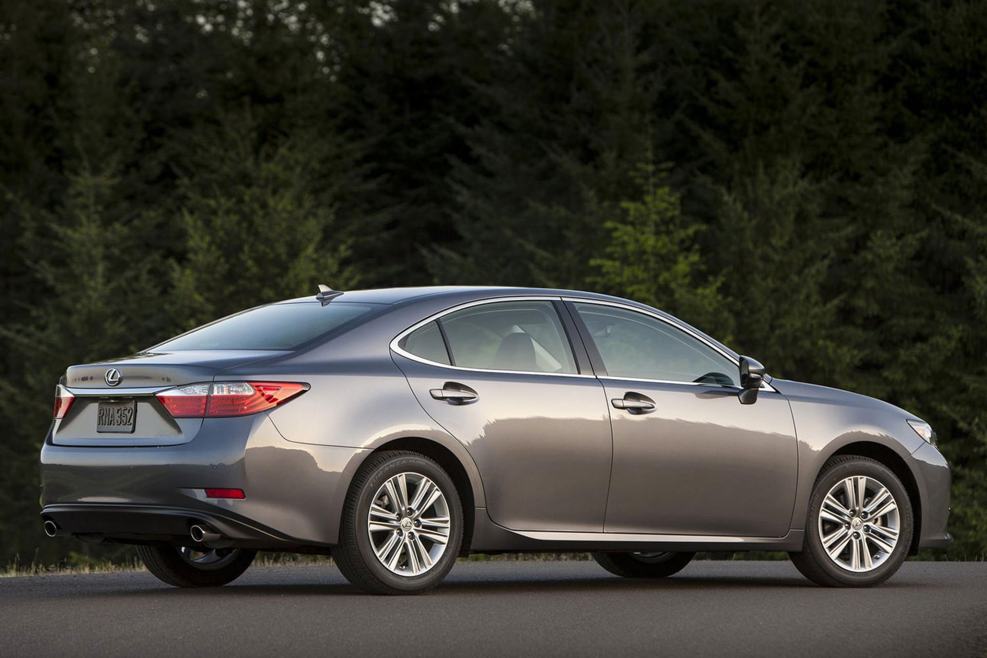 خودرو لکسوس / Lexus ES250 2013 نمای عقب 
