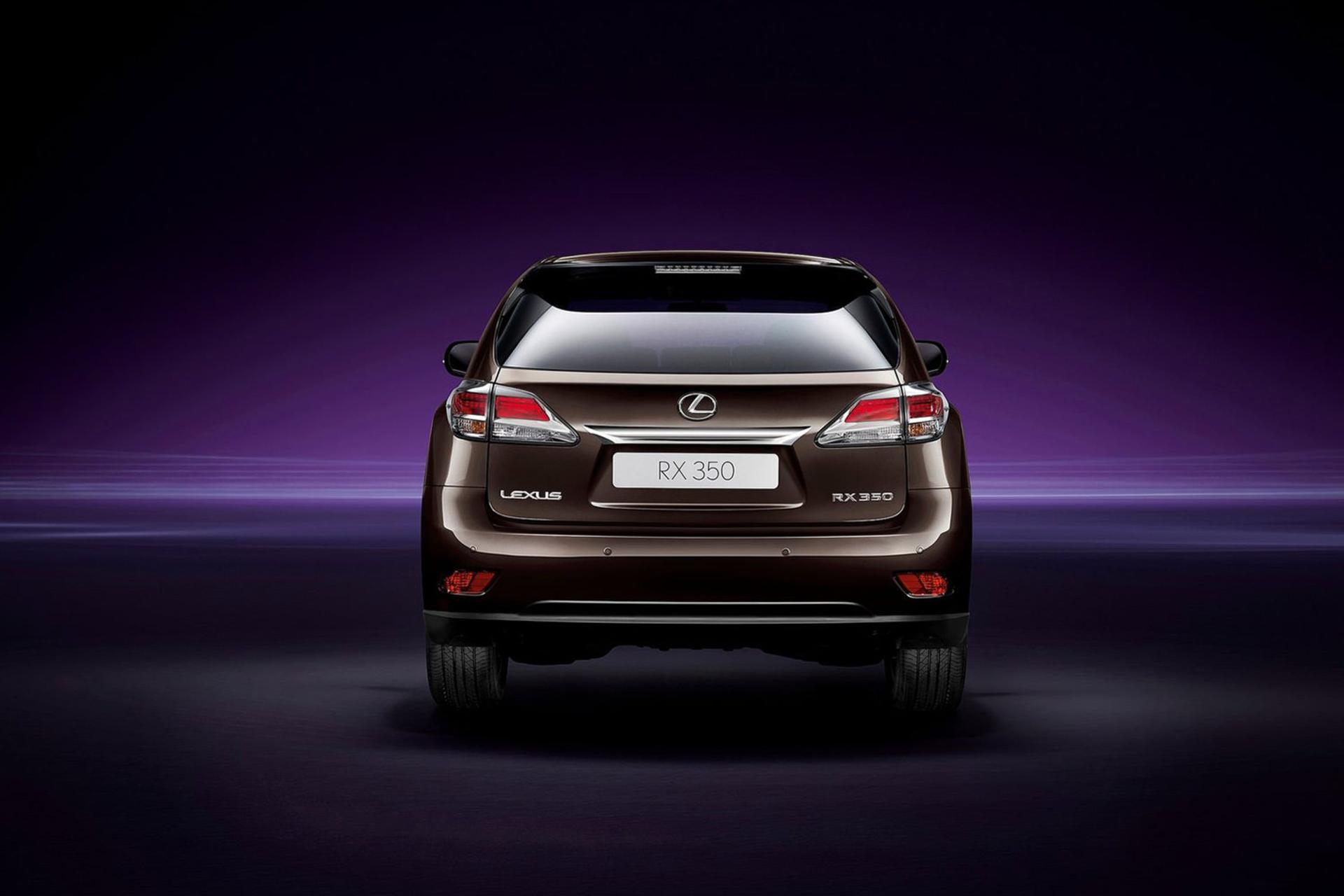 خودرو لکسوس / Lexus RX350 2010 نمای عقب ۰۱