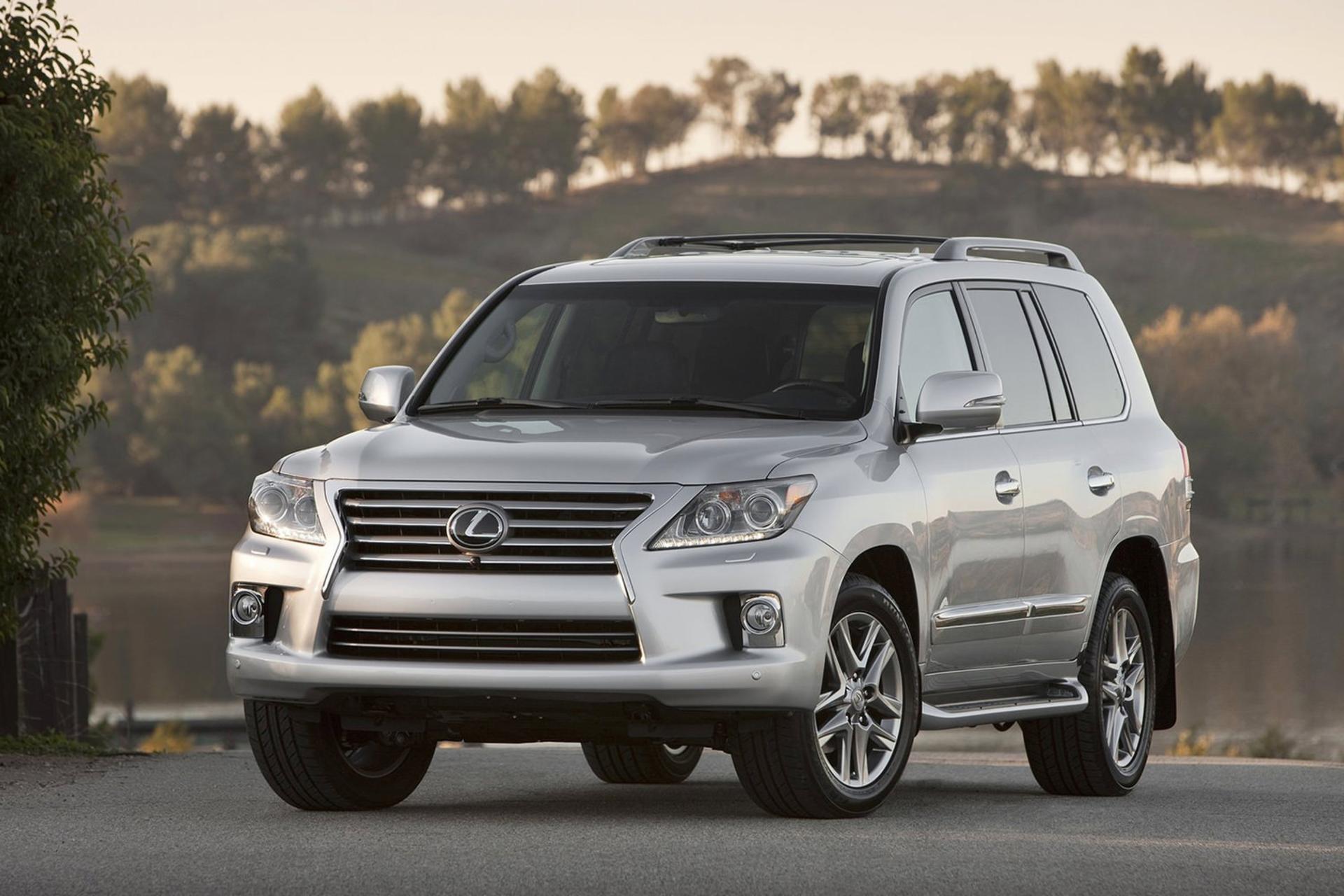 خودرو لکسوس / Lexus LX570 2013 نمای جلو ۰۳