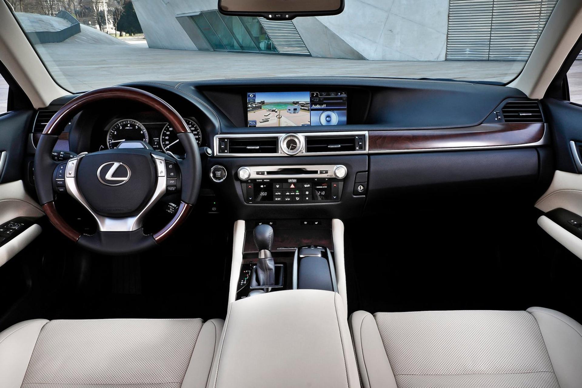 خودرو لکسوس / Lexus GS250 2013 کابین
