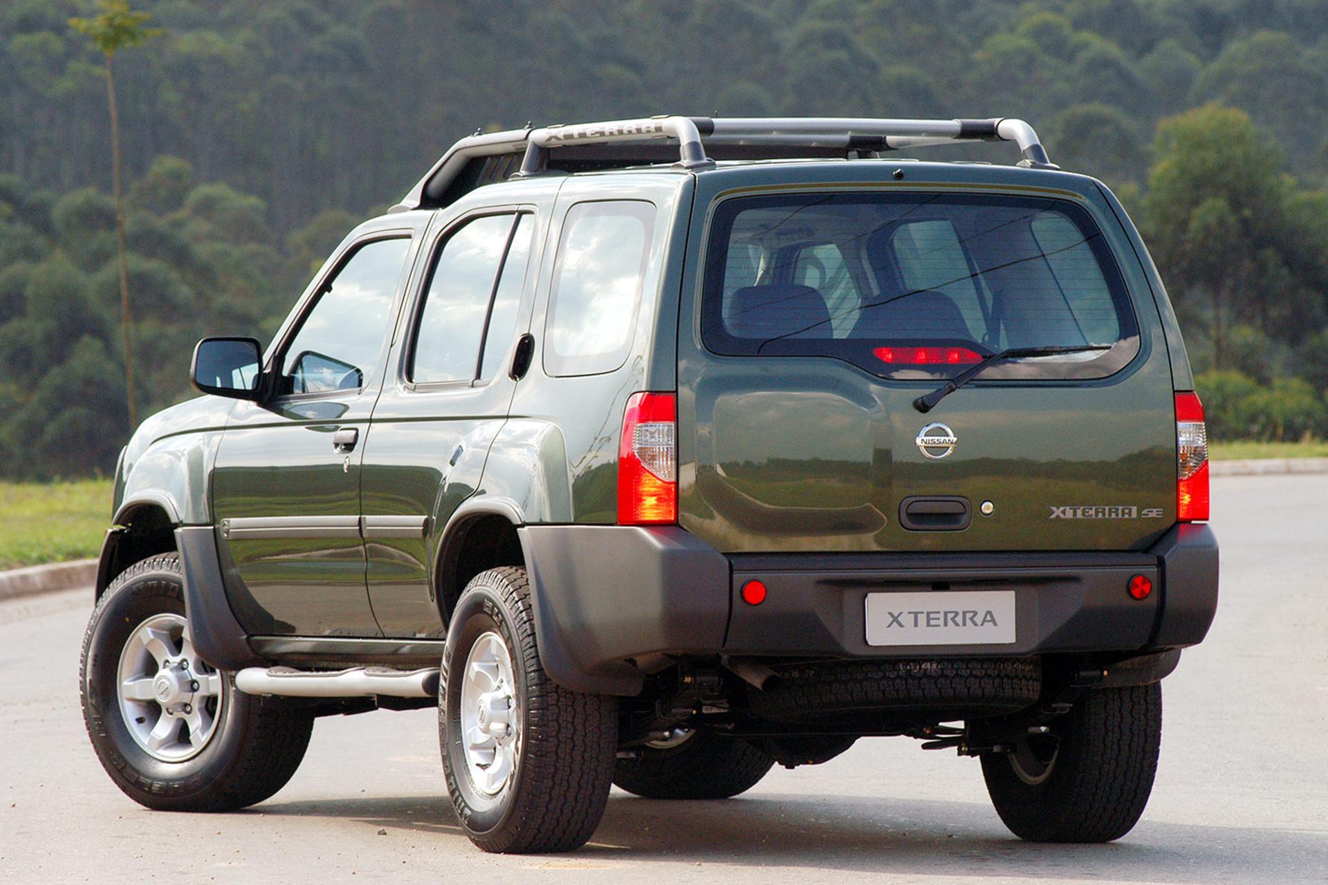 خودرو نیسان رونیز / Nissan Roniz 2003 نمای عقب