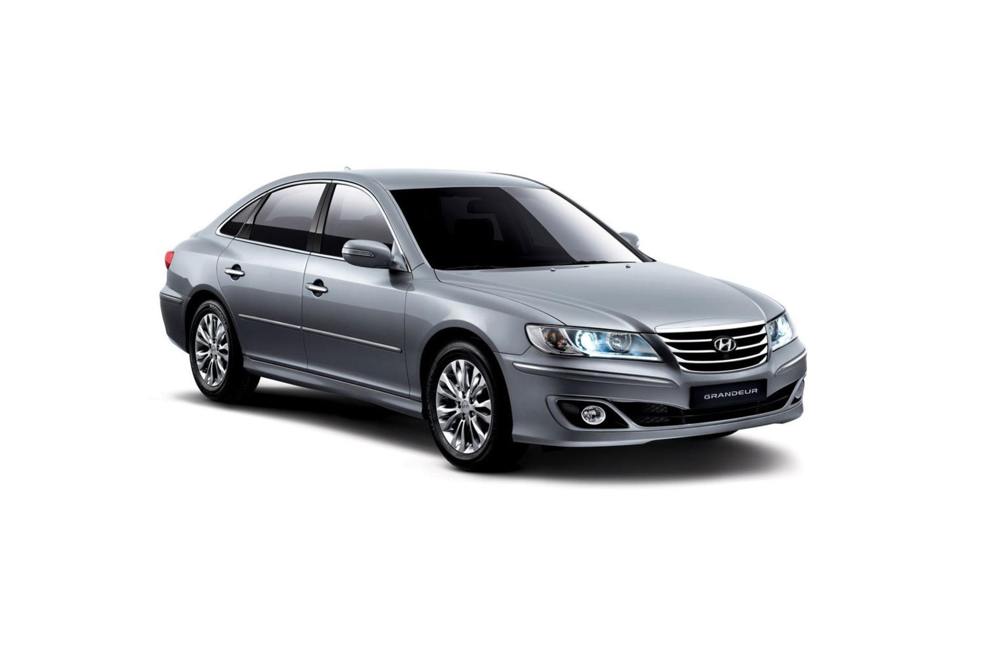 خودرو هیوندای آزرا ۲۰۰۹ / Hyundai Azera 2009 نمای جلو ۰۲