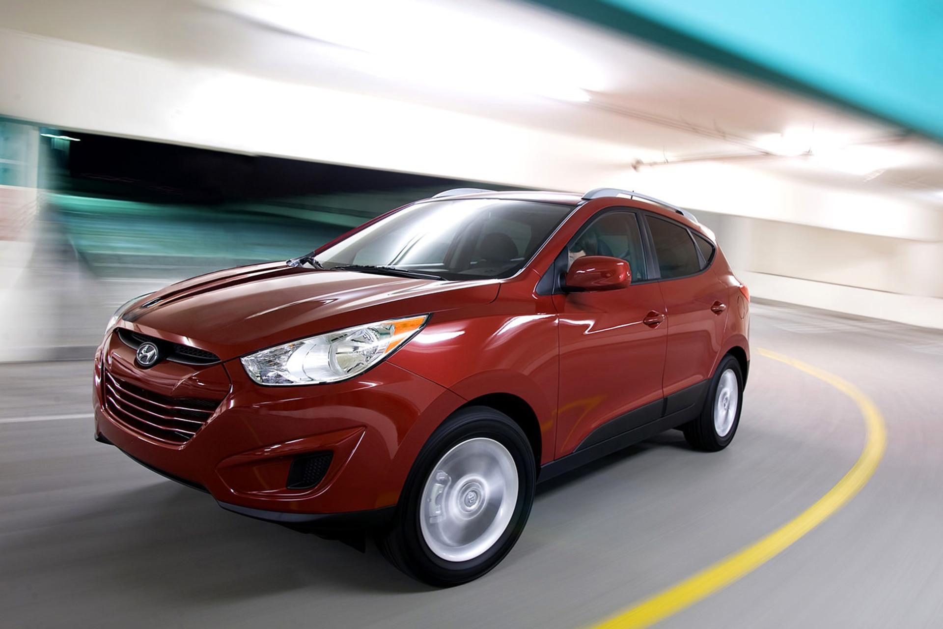 خودرو هیوندای توسان / Hyundai Tucson ix35 2009 نمای جلو ۰۴