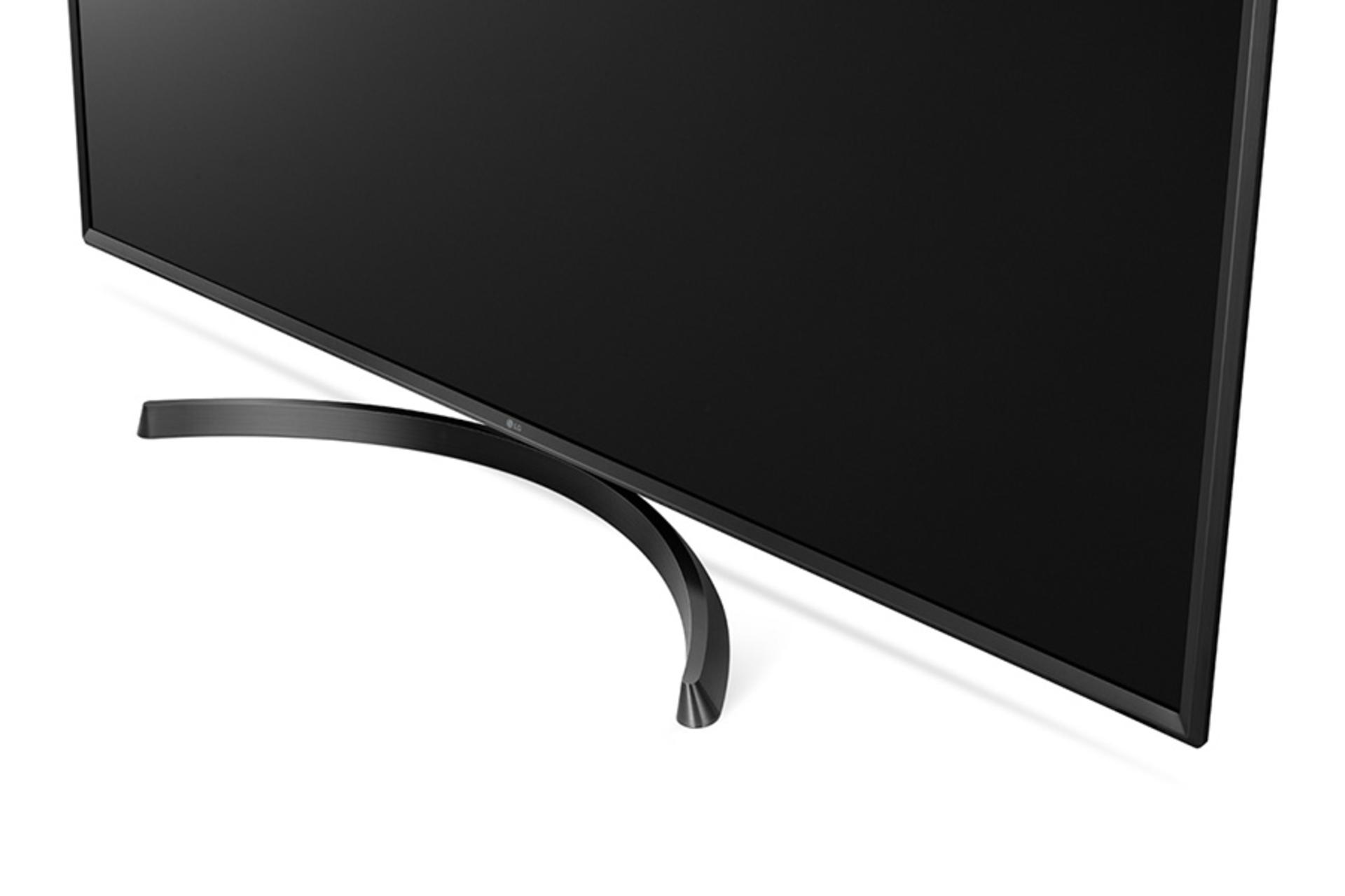 نمای نیم رخ تلویزیون UK6400 مدل 49 اینچ و نمایش پایه U شکل