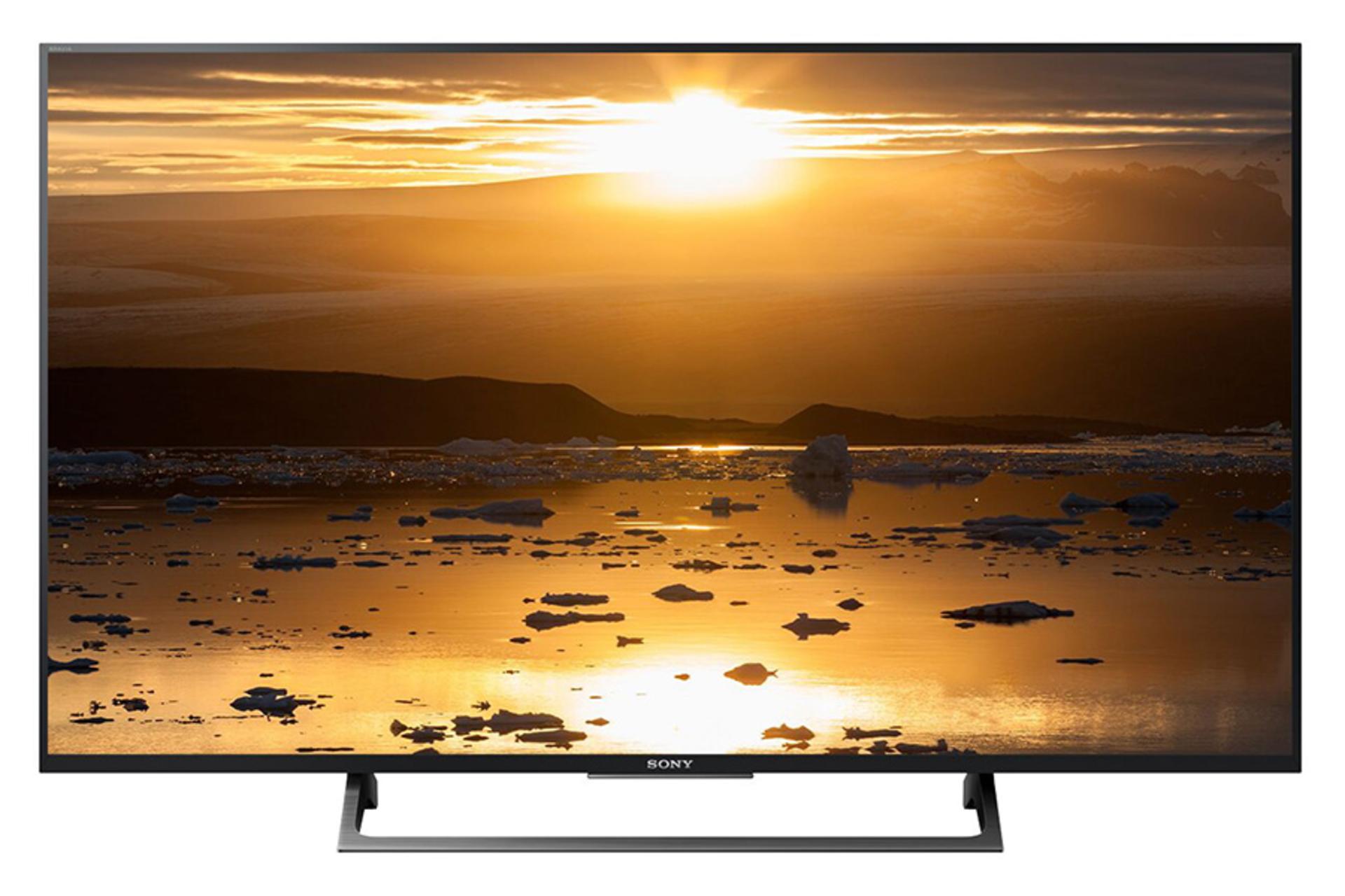 نمای جلو تلویزیون سونی X8000E مدل 55 اینچ با صفحه روشن