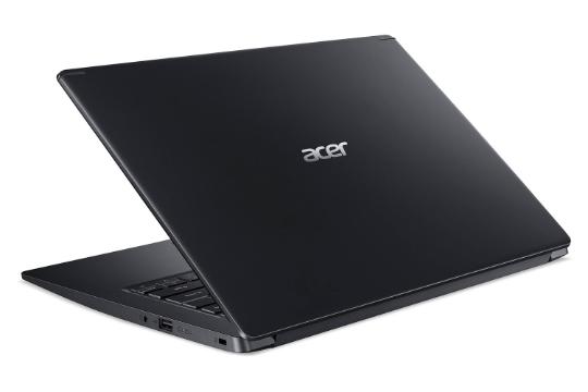 لپ‌تاپ اسپایر A715-74G-76LL ایسر نمای بغل - صفحه نمایش و  صفحه کلید و پورت ها / Acer Aspire A715-7