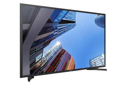 نمای نیمرخ راست تلویزیون سامسونگ M5000 مدل 40 اینچ با صفحه روشن