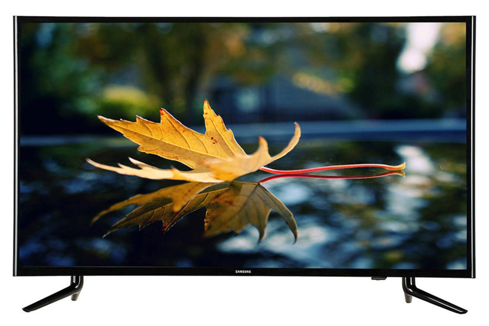 نمای جلو تلویزیون سامسونگ N5880 مدل 43 اینچ با صفحه روشن