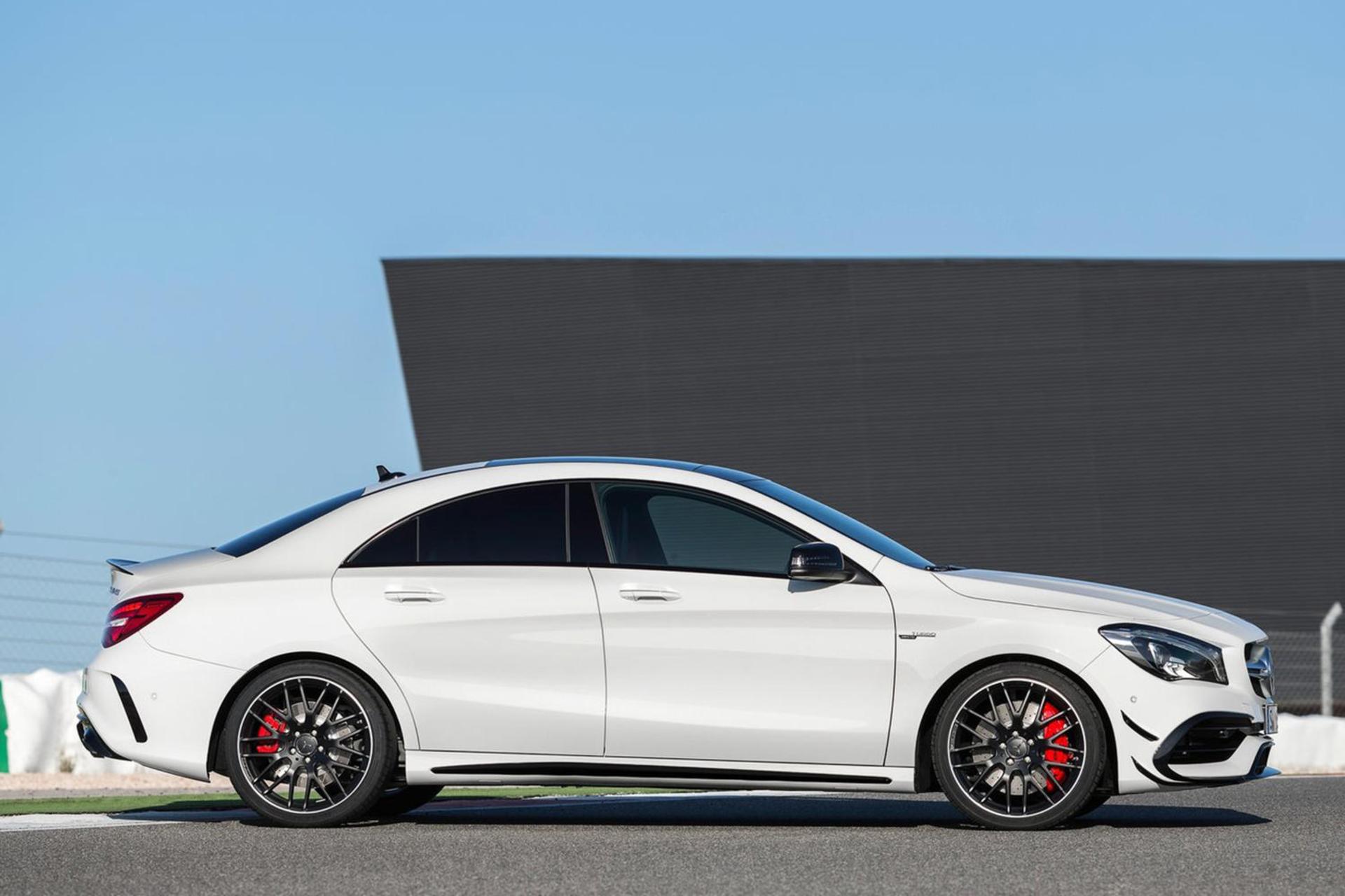   	مرسدس بنز CLA45 AMG مدل ۲۰۱۷/ M ERCEDES BENZ GLA 45 AMG 2017 / 