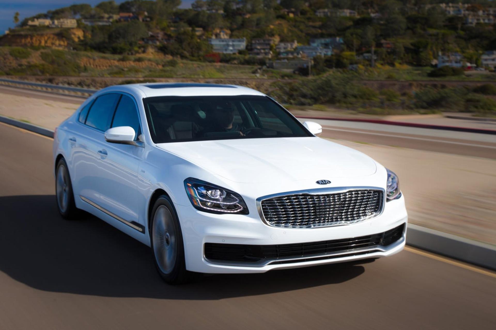 Kia K900 2019 / کیا کی ۹۰۰