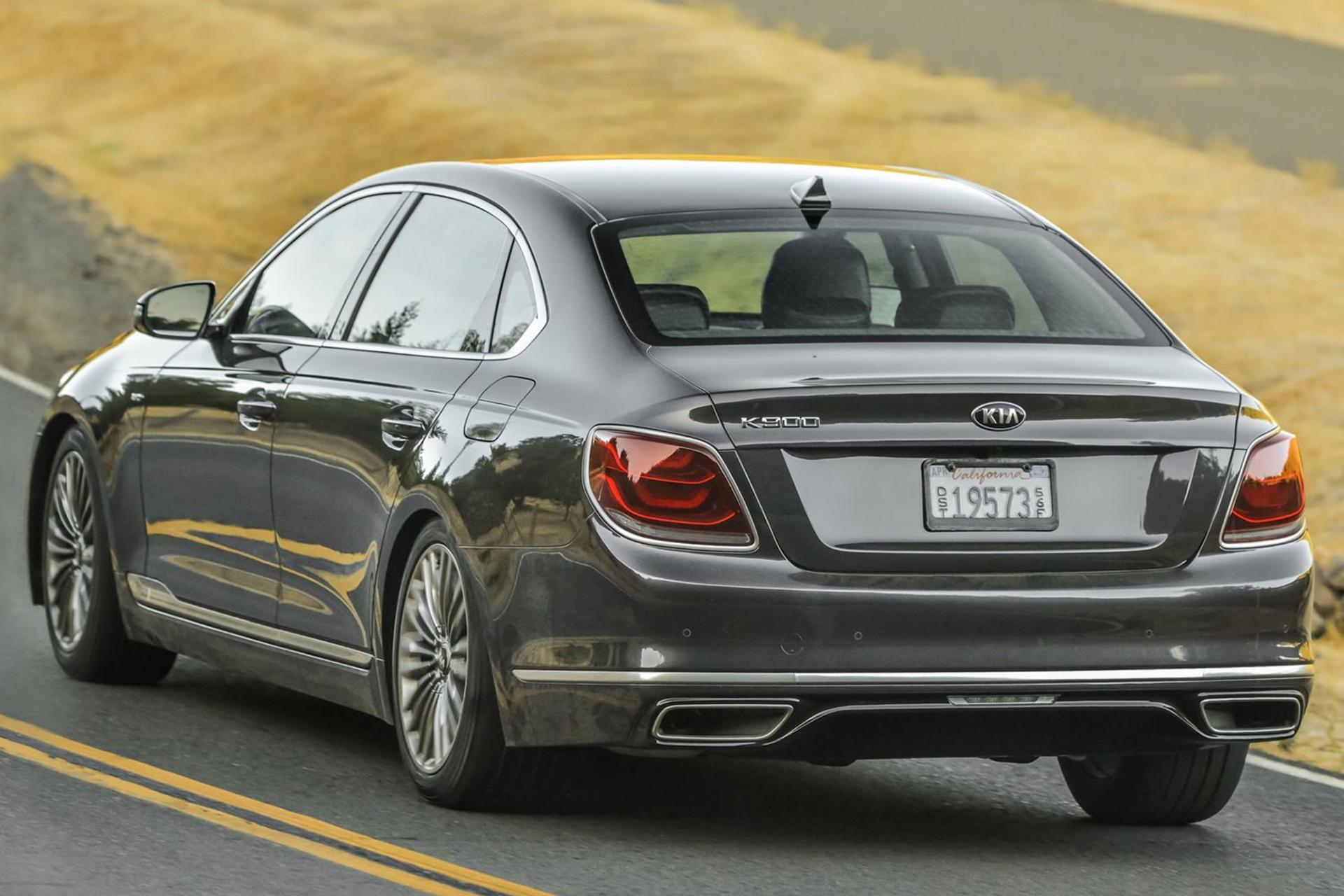 Kia K900 2019 / کیا کی ۹۰۰