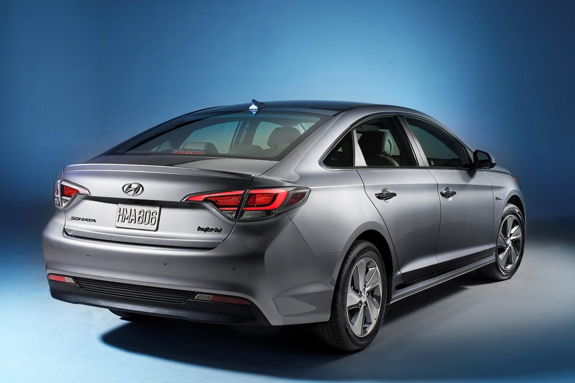 HYUNDAI SONATA LF HYBRID GLS PLUS 2017 / هیوندای سوناتا هیبرید ۲۰۱۷