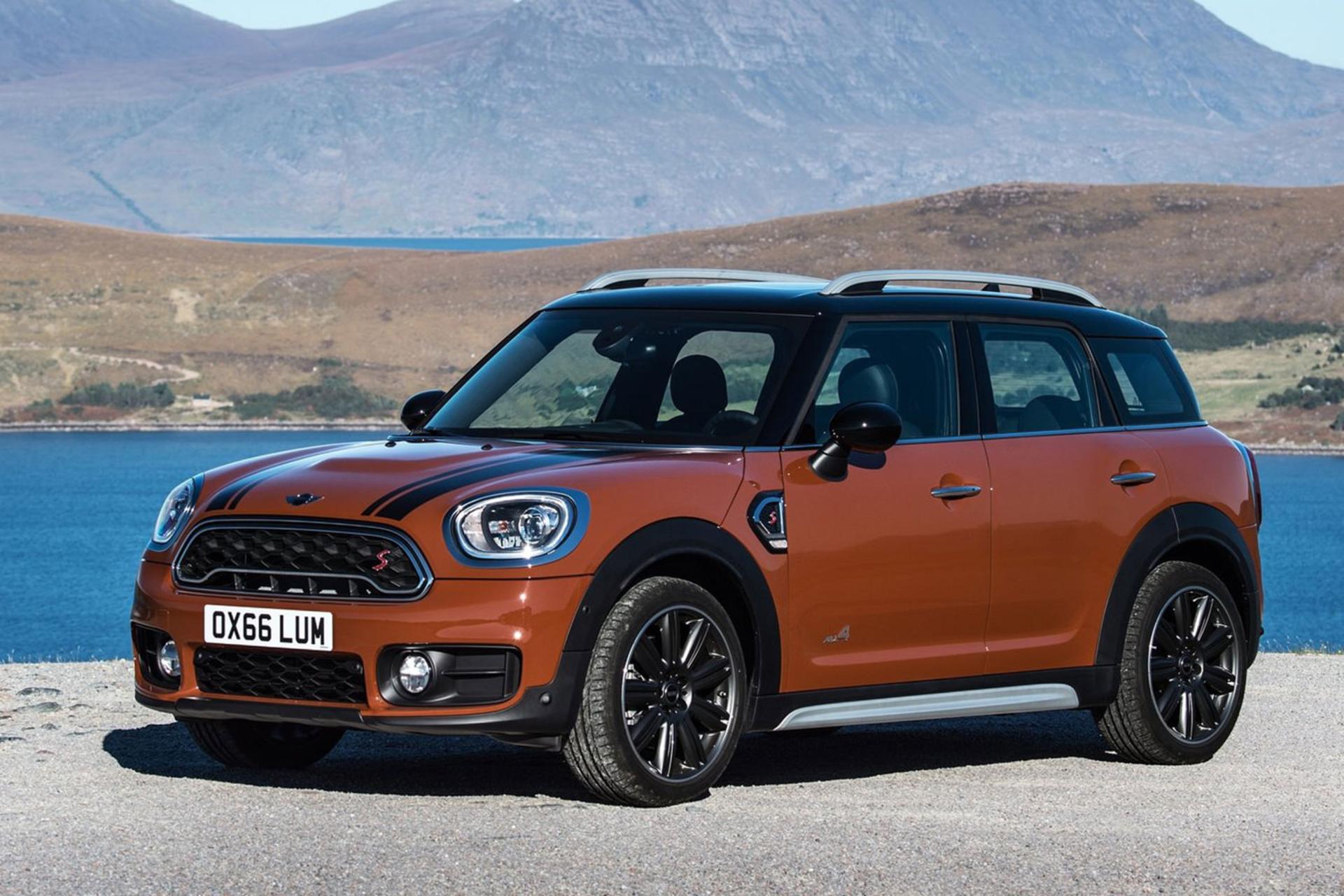 MINI CLUBMAN S 2018 / مینی کانتریمن اس ۲۰۱۸	