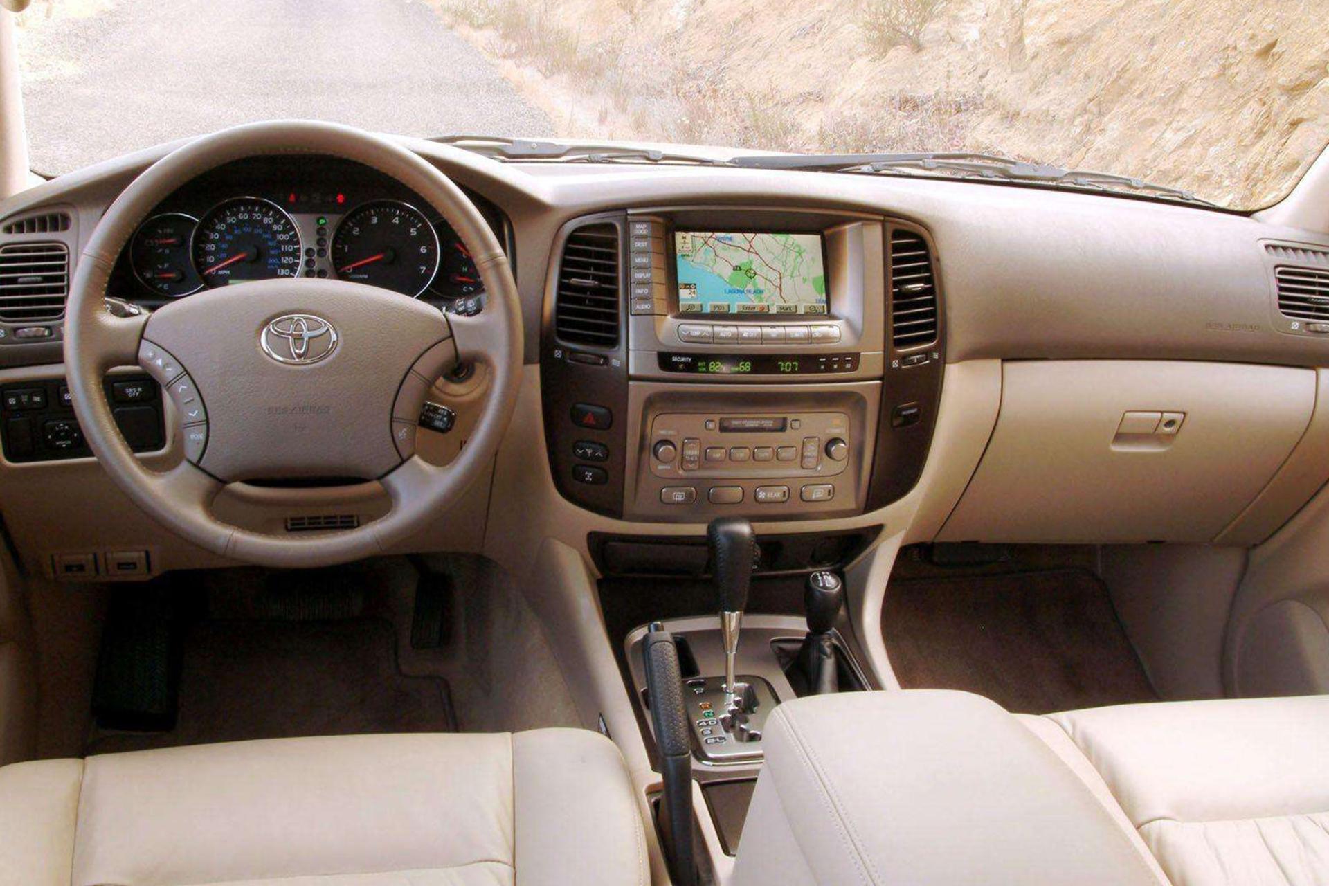 Toyota Land Cruiser J100 GXR 2005