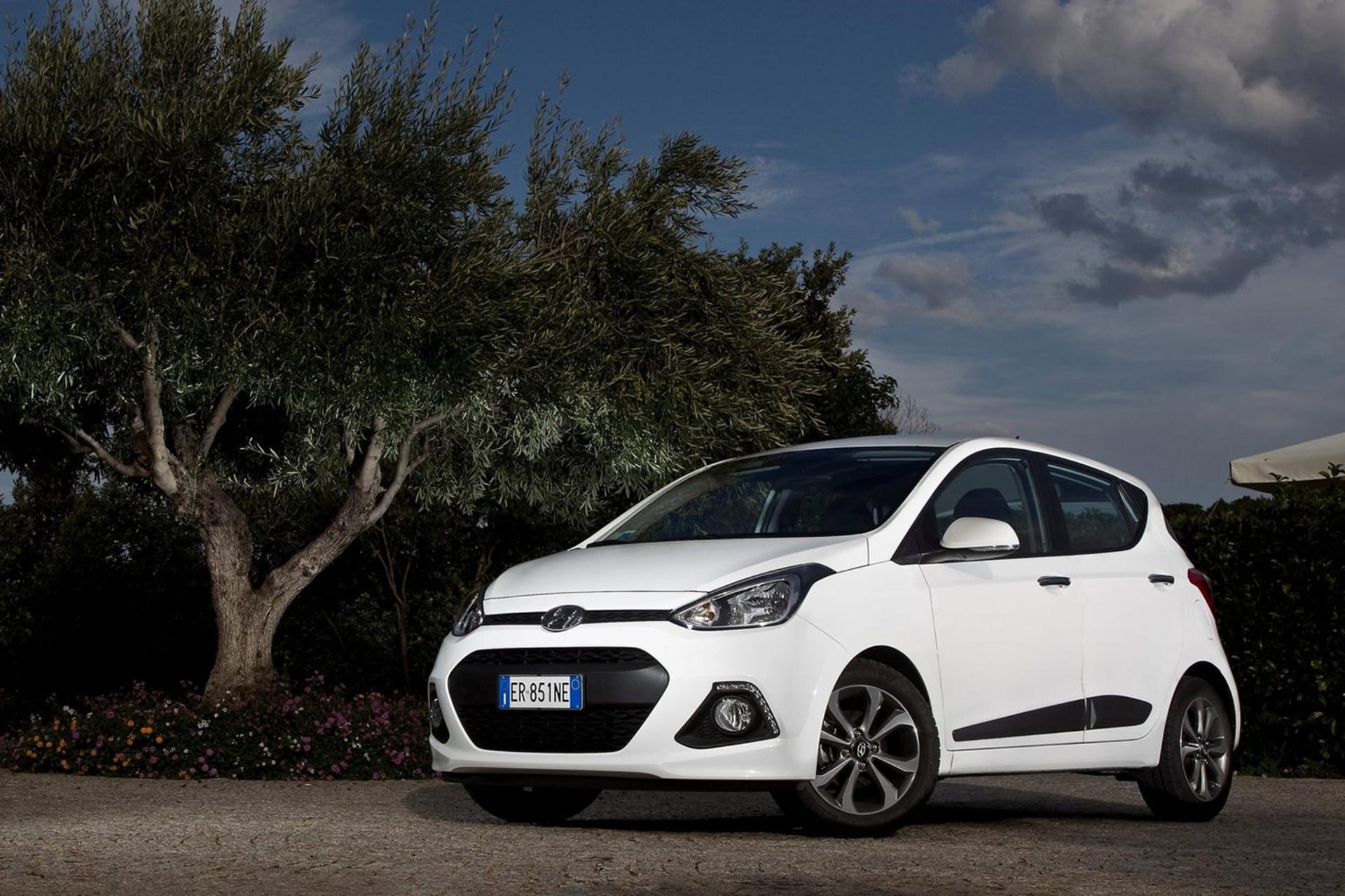 خودرو هیوندای i10 مدل ۲۰۱۳ / Hyundai i10 2013 نمای جلو ۰۵