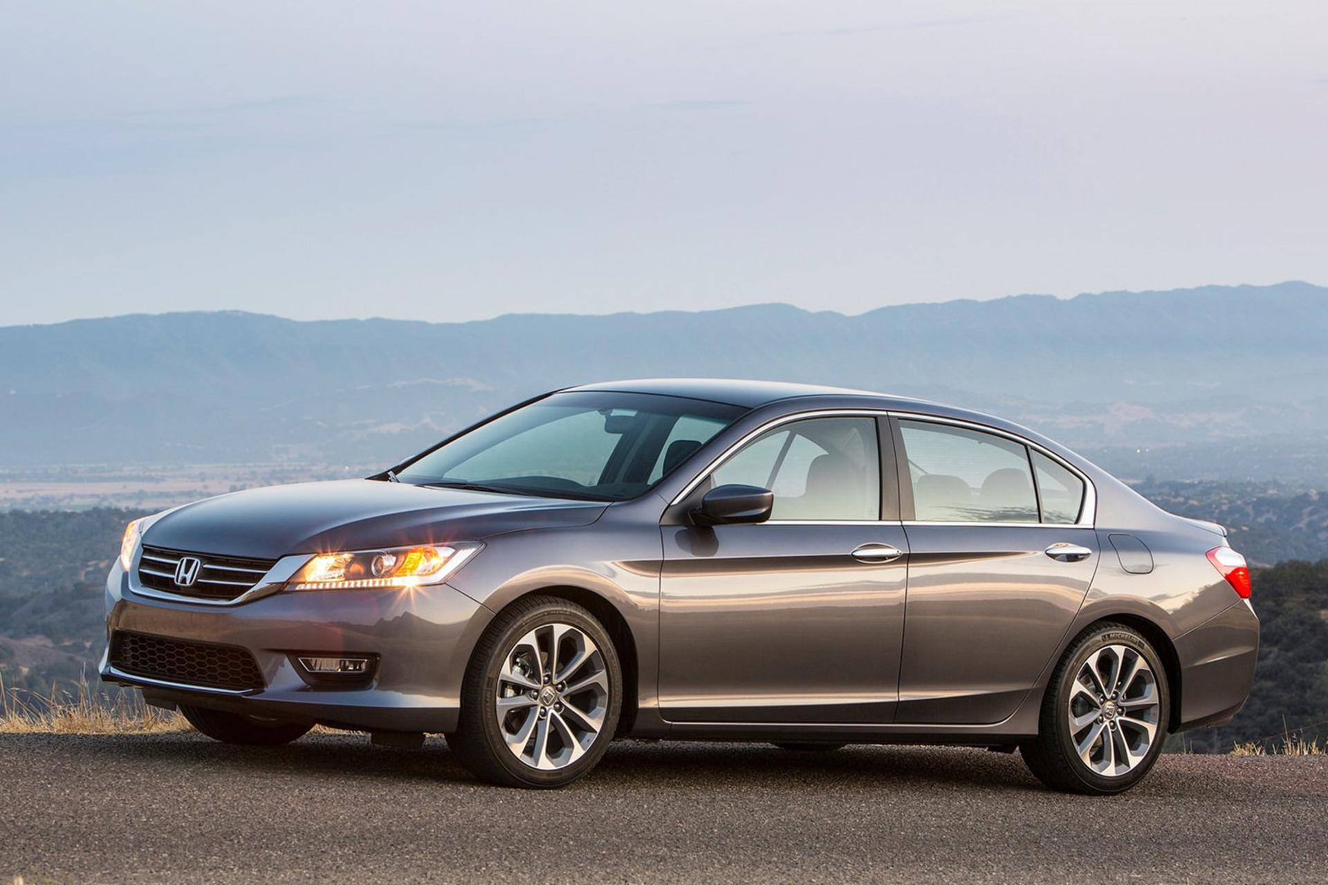 خودرو هوندا آکورد ۲۰۱۳ / Honda Accord 2013 نمای جلو ۰۲