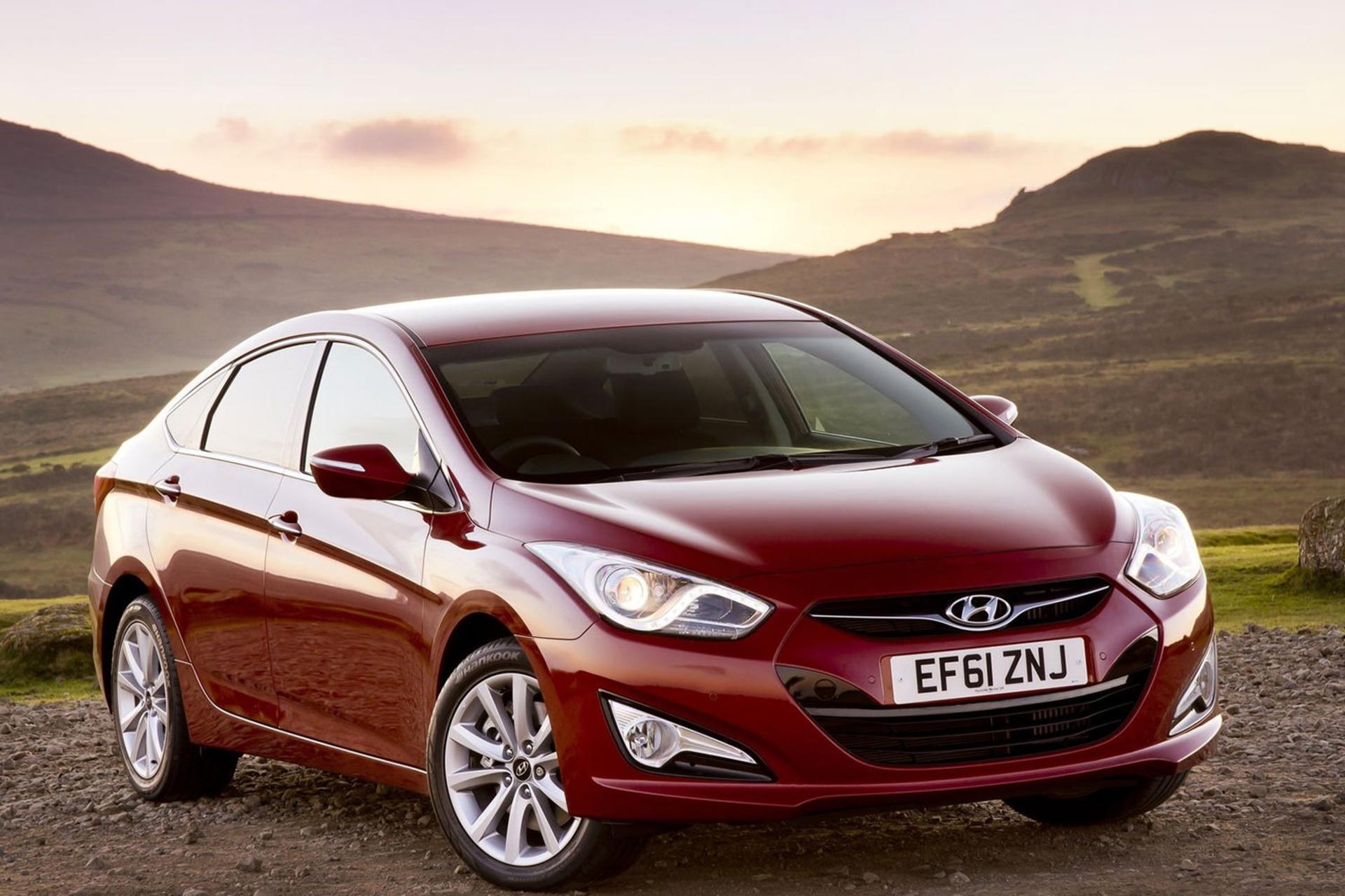 هیوندای i40 مدل ۲۰۱۱ / Hyundai i40 2011 نمای جلو ۰۳