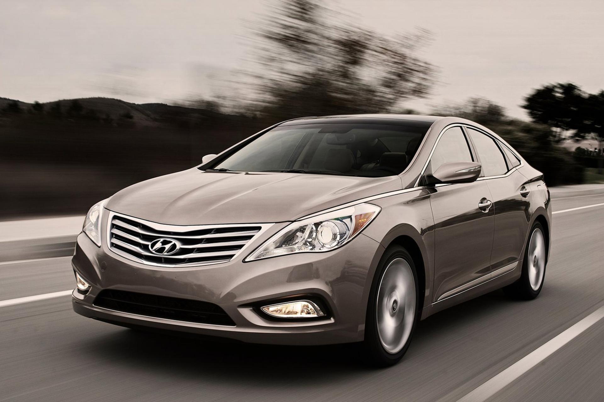 خودرو هیوندای آزرا گرنجور ۲۰۱۲ / Hyundai Azera Grandeur 2012 نمای جلو ۰۳