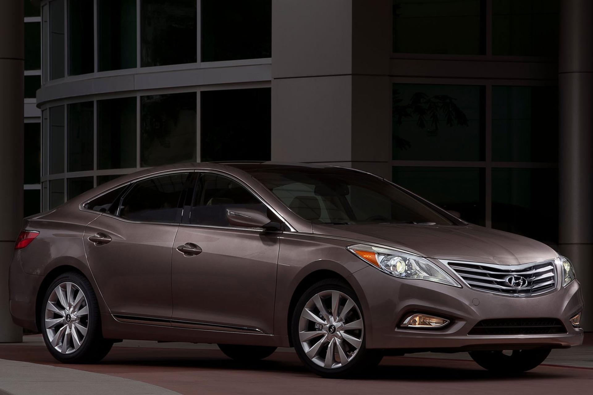خودرو هیوندای آزرا گرنجور ۲۰۱۲ / Hyundai Azera Grandeur 2012 نمای جلو ۰۱