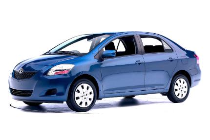 تویوتا یاریس سدان مدل 2009