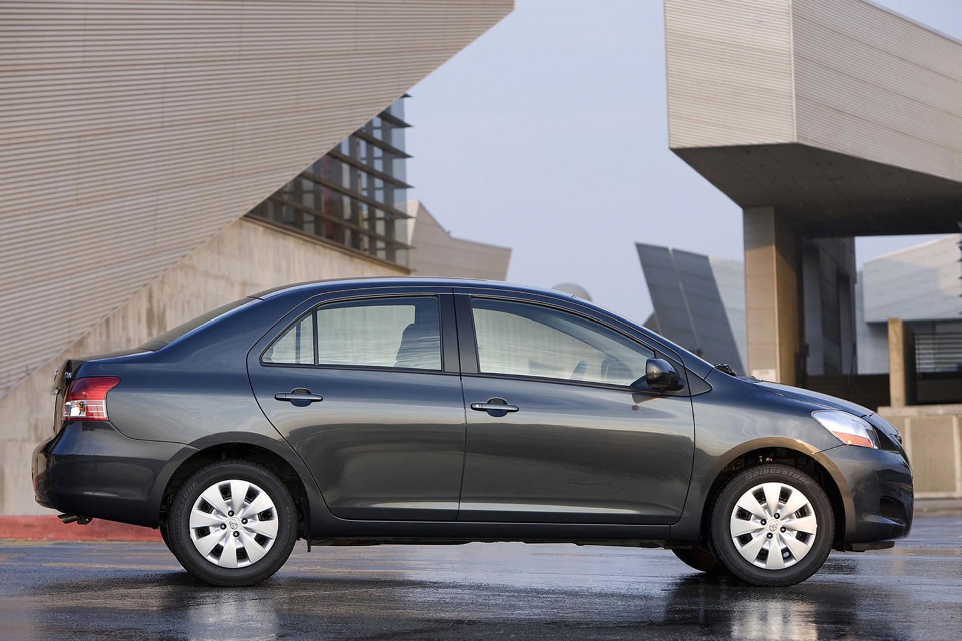 Toyota Yaris Sedan 2009